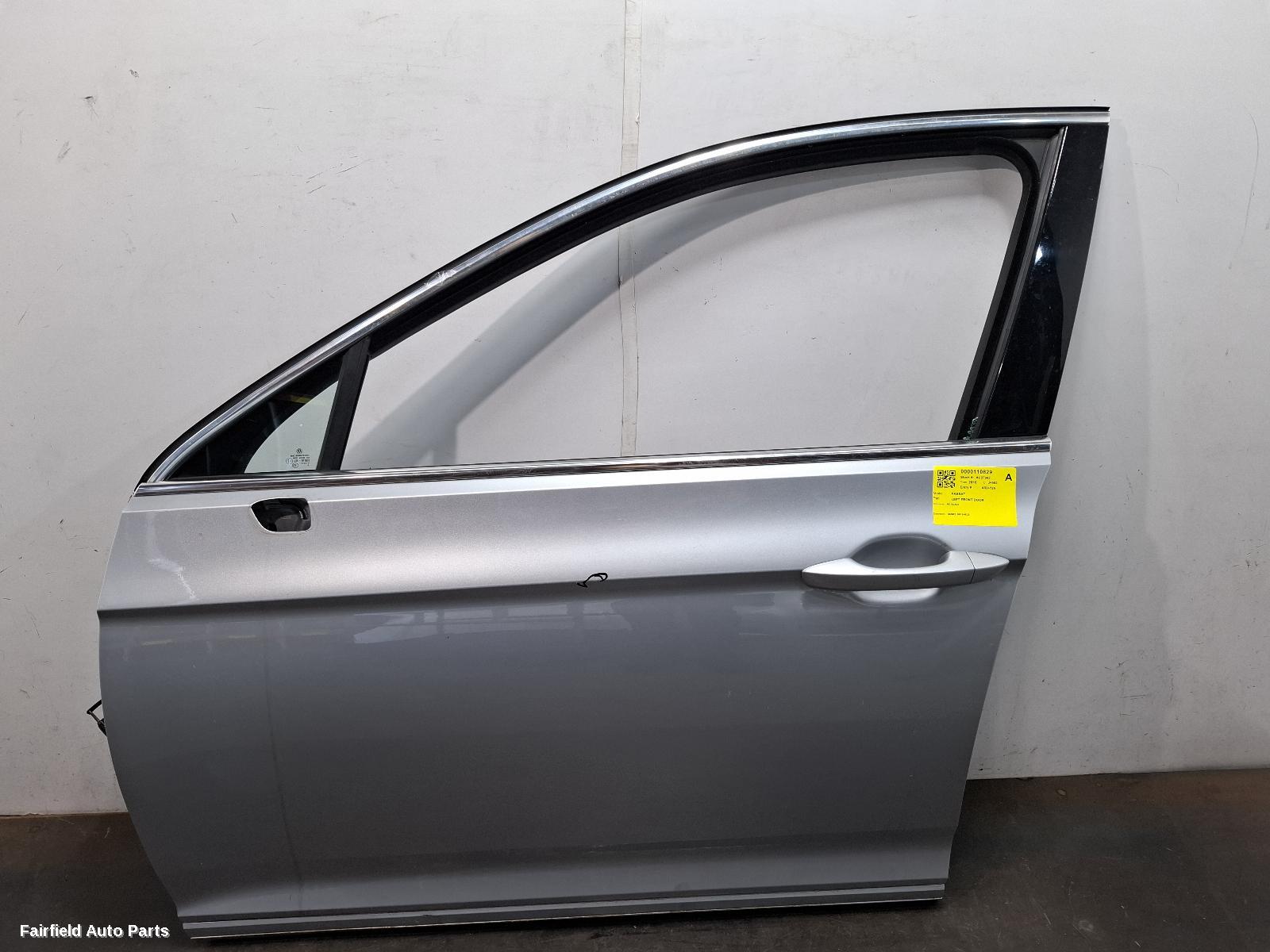 2015-2023 Volkswagen Passat Left Front Door