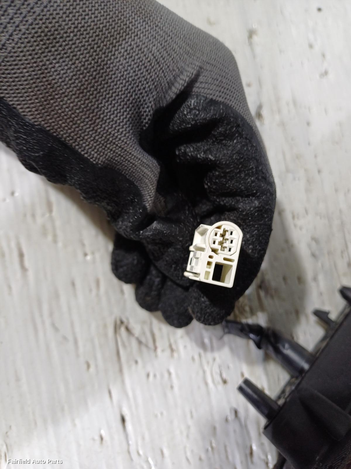 2005-2008 Toyota Rav4 Left Door Mirror