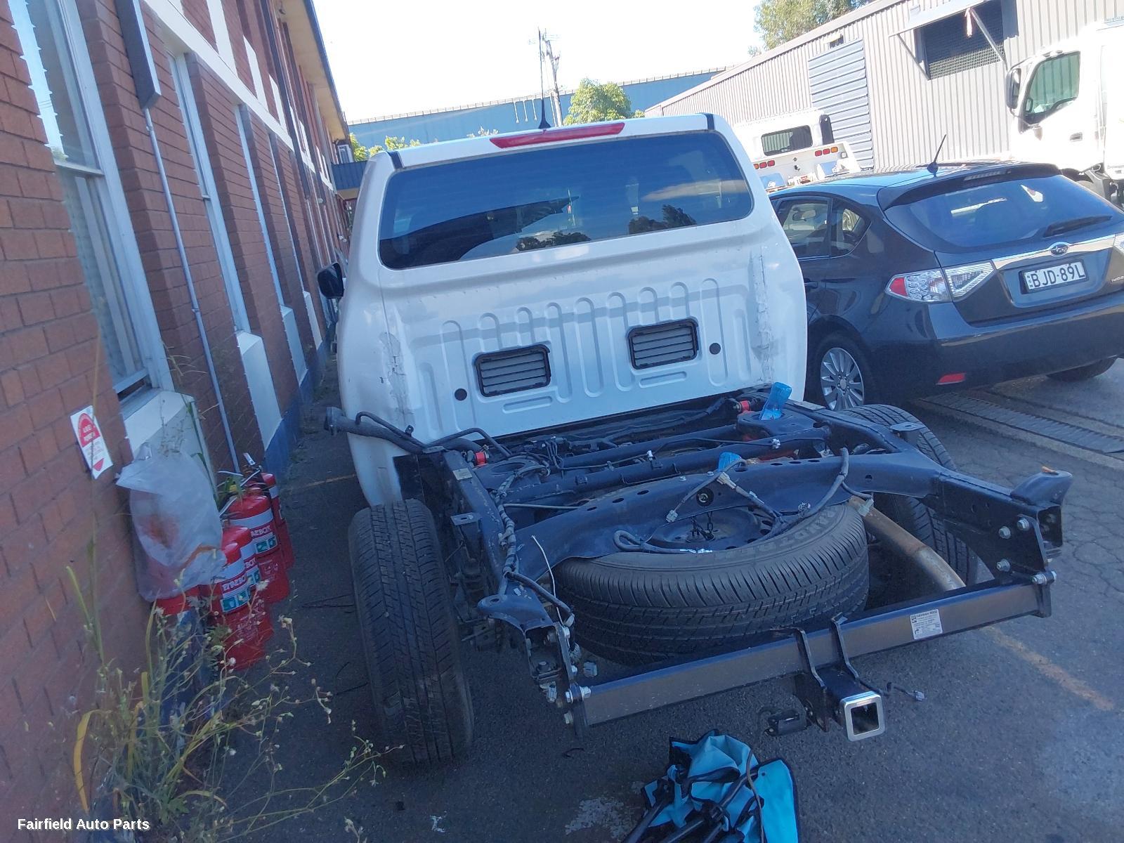 2021 Nissan Navara Sunvisor