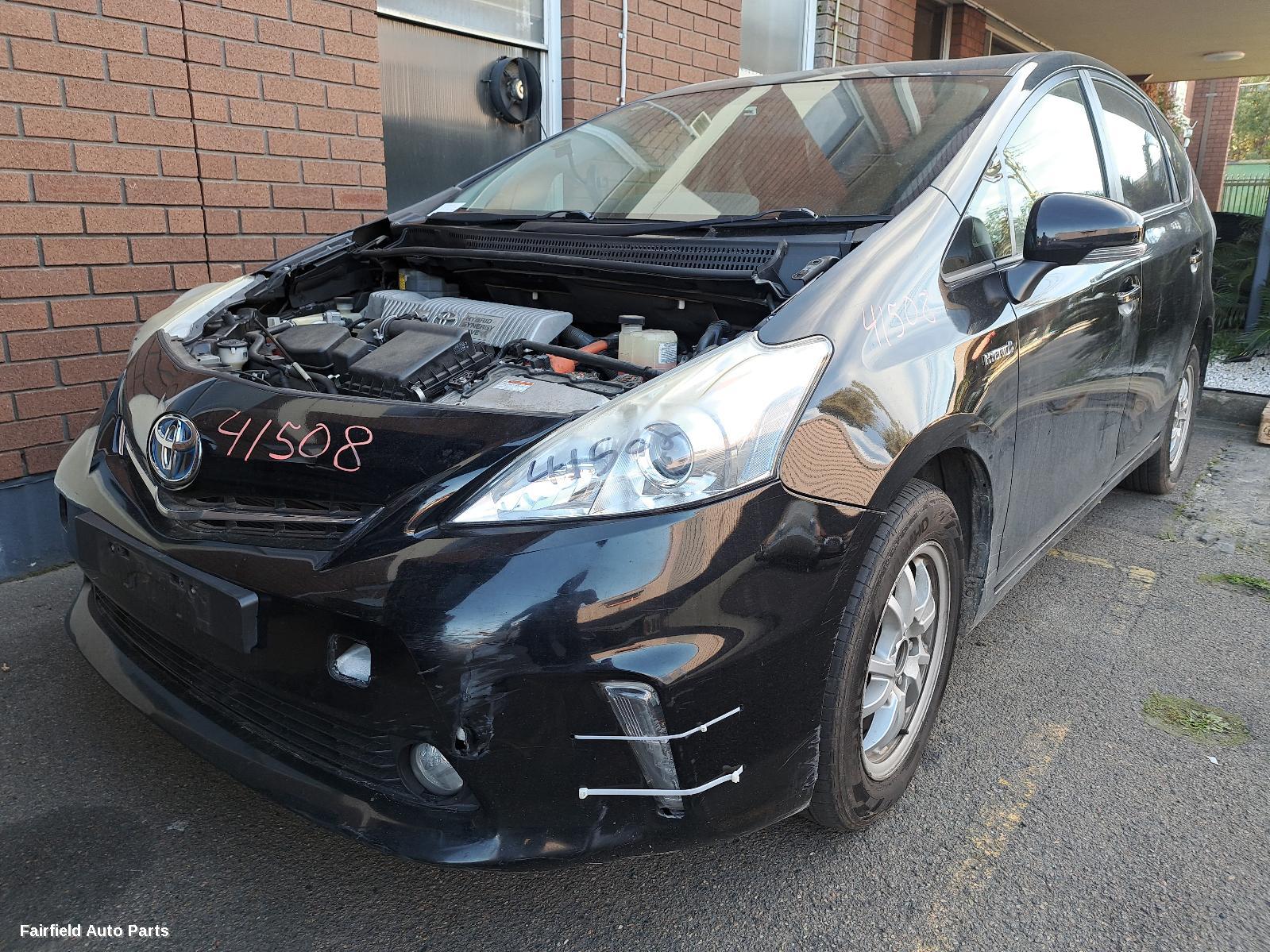 2013 Toyota Prius Left Headlamp