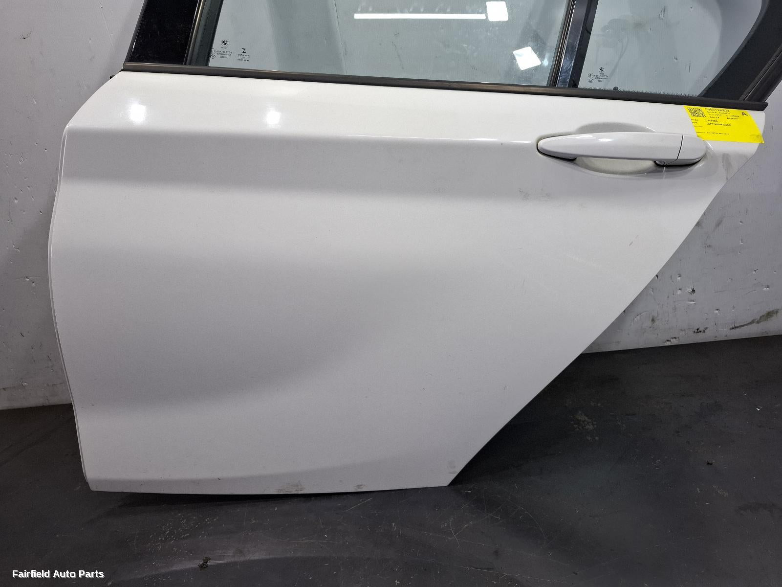 2011-2019 Bmw 1 Series Left Rear Door Sliding