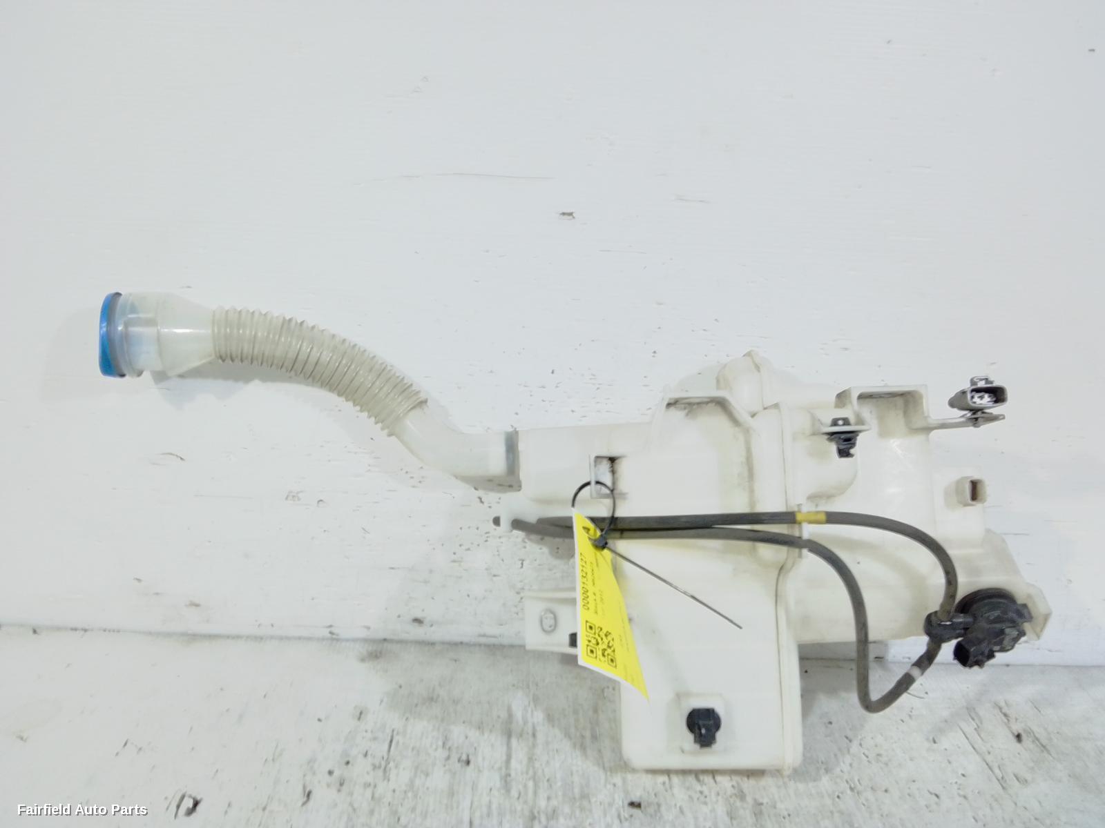 2012-2014 Mazda Cx5 Washer Bottle