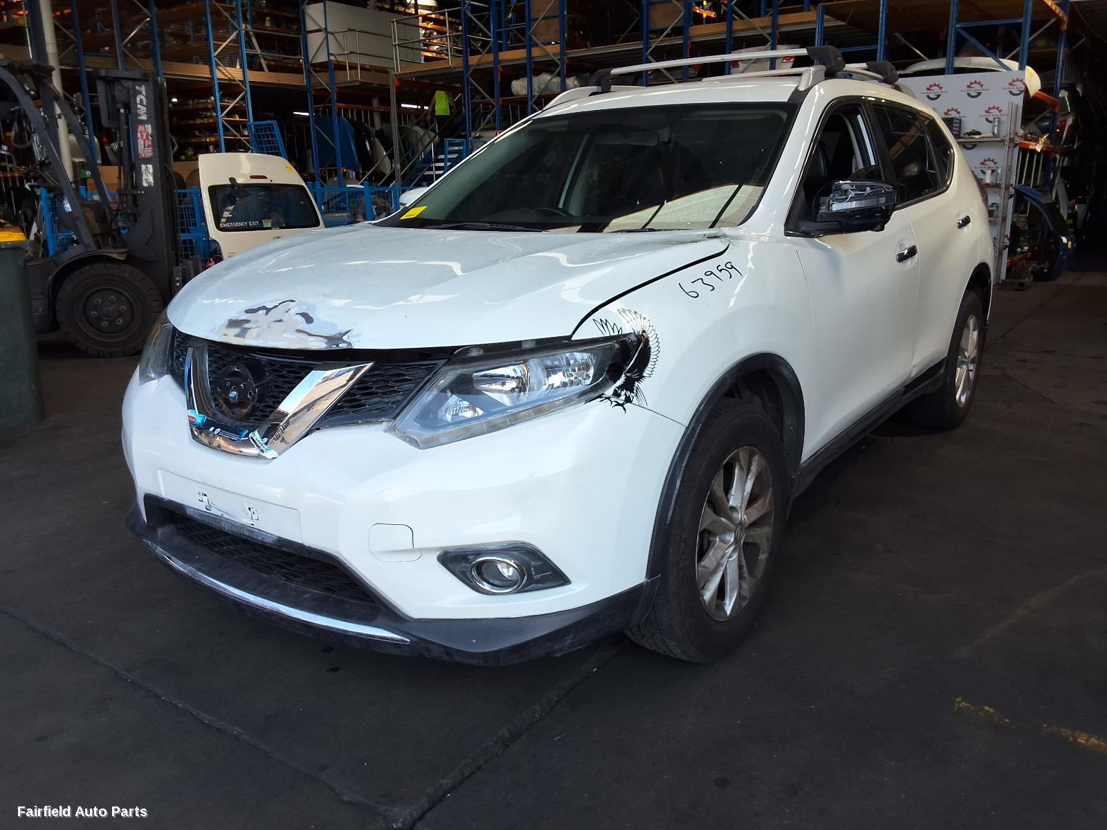 2014 Nissan Xtrail Left Taillight