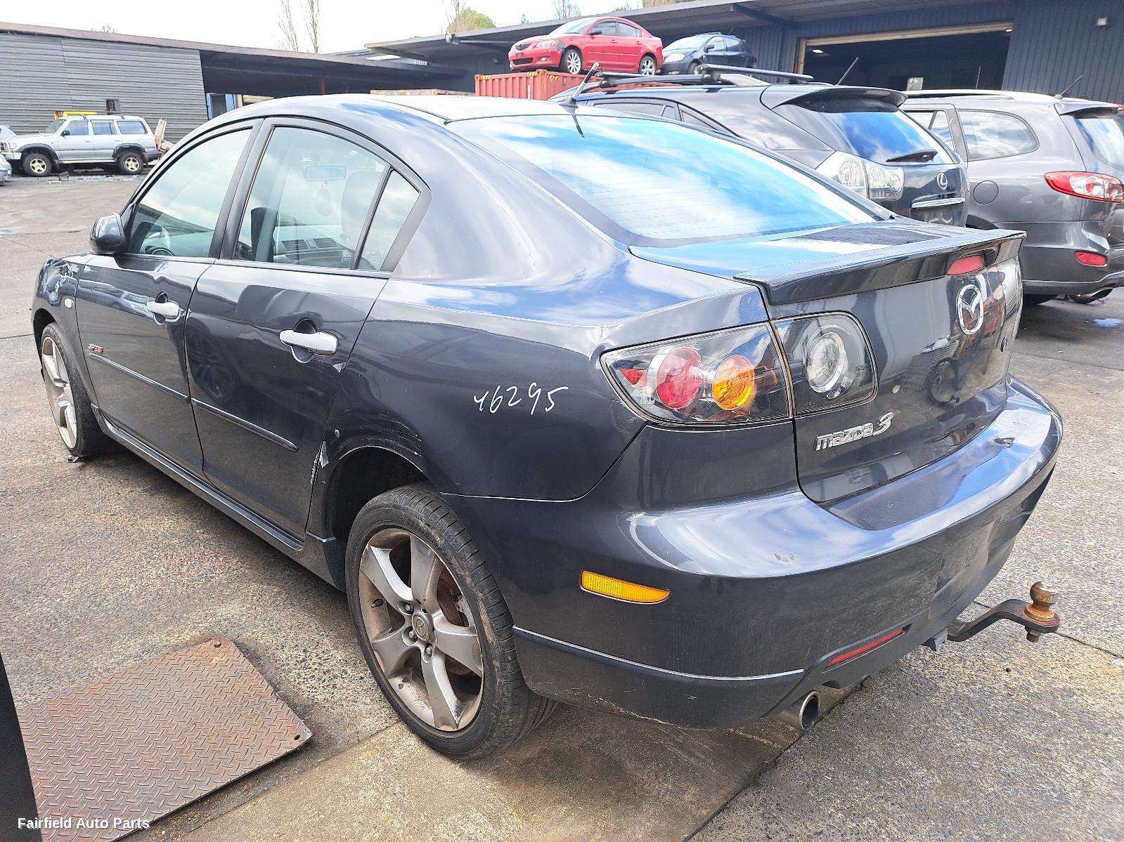 2005 Mazda 3 Left Taillight