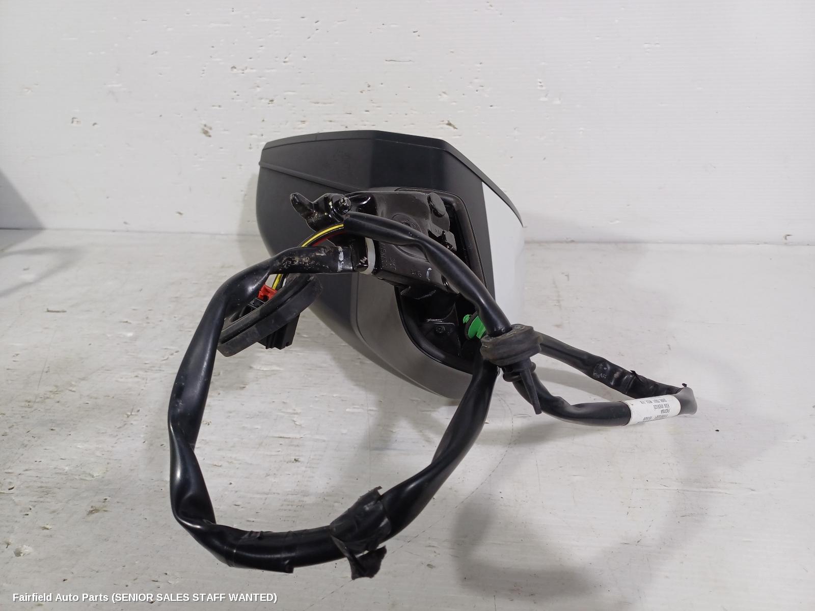 2022 Audi Q5 Left Door Mirror