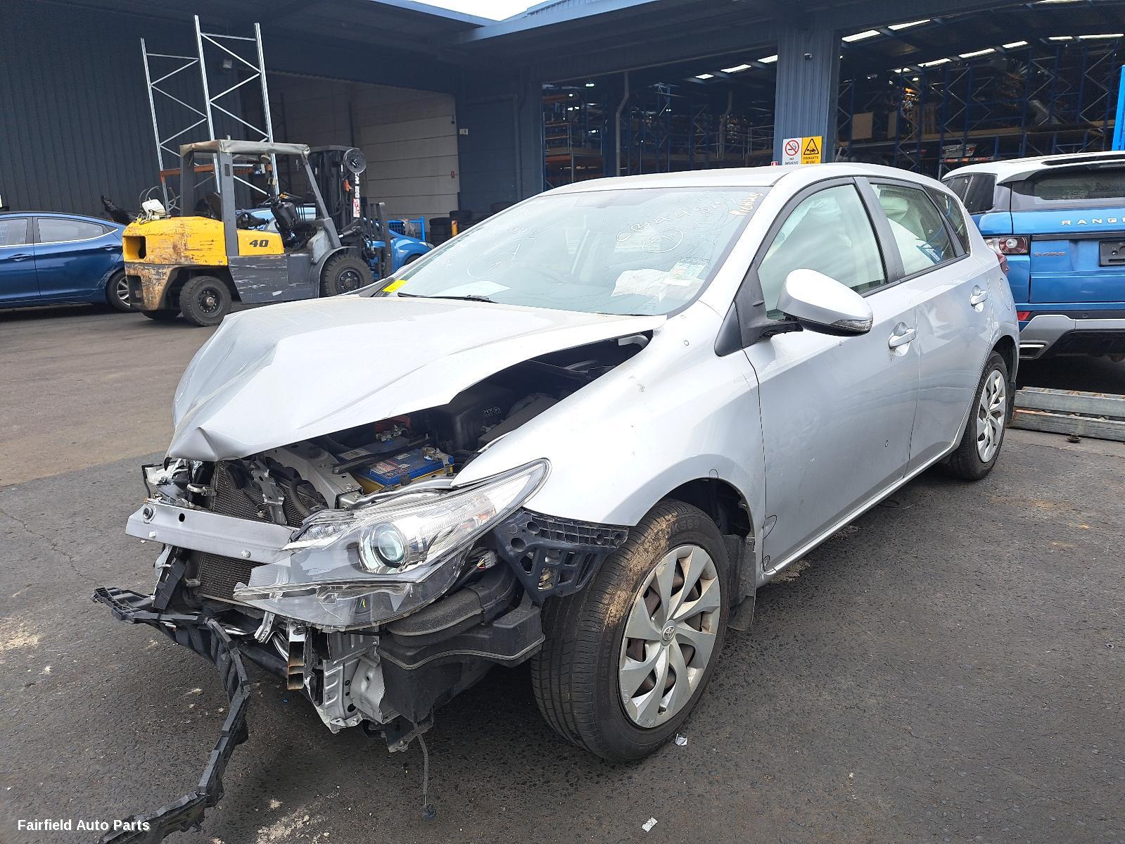 2014 Toyota Corolla Left Taillight