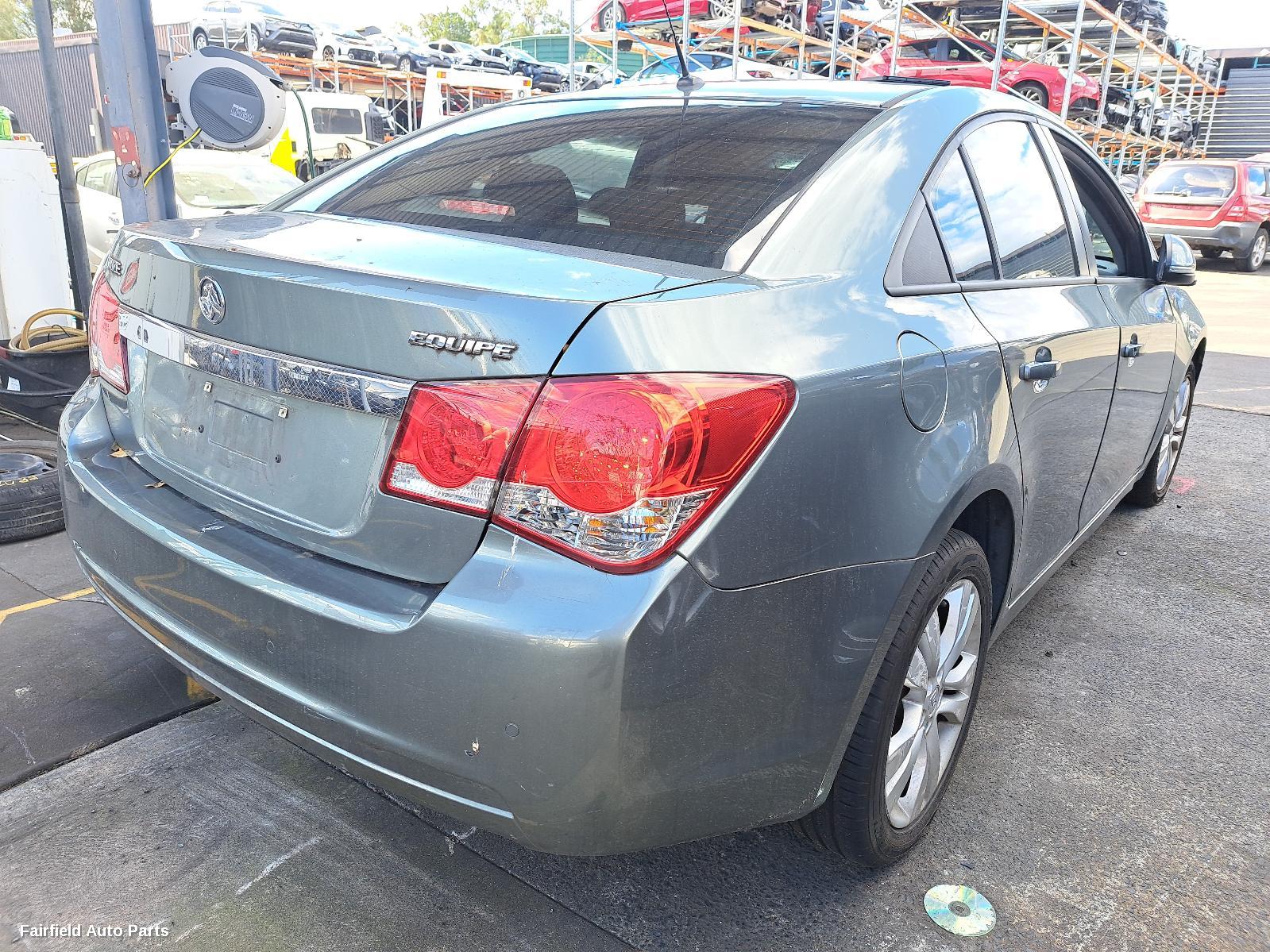 2015 Holden Cruze Left Front Window Reg Motor