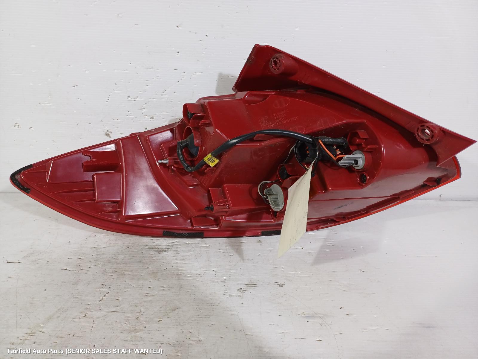2013 Hyundai Veloster Right Taillight
