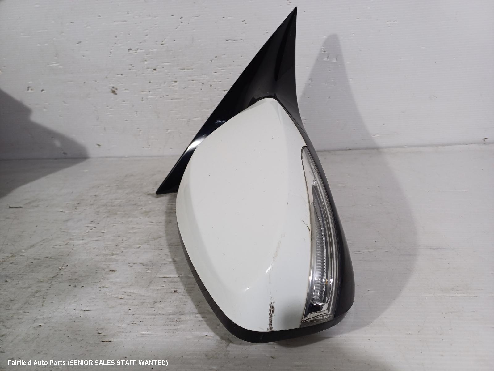 2013 Hyundai Veloster Right Door Mirror