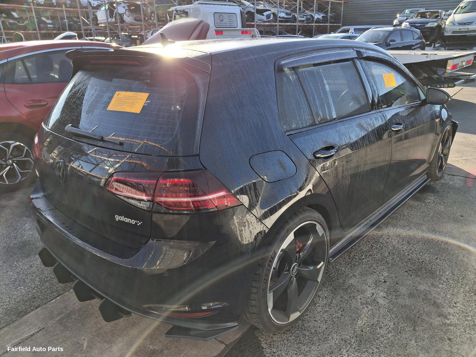 2016 Volkswagen Golf Overflow Bottle