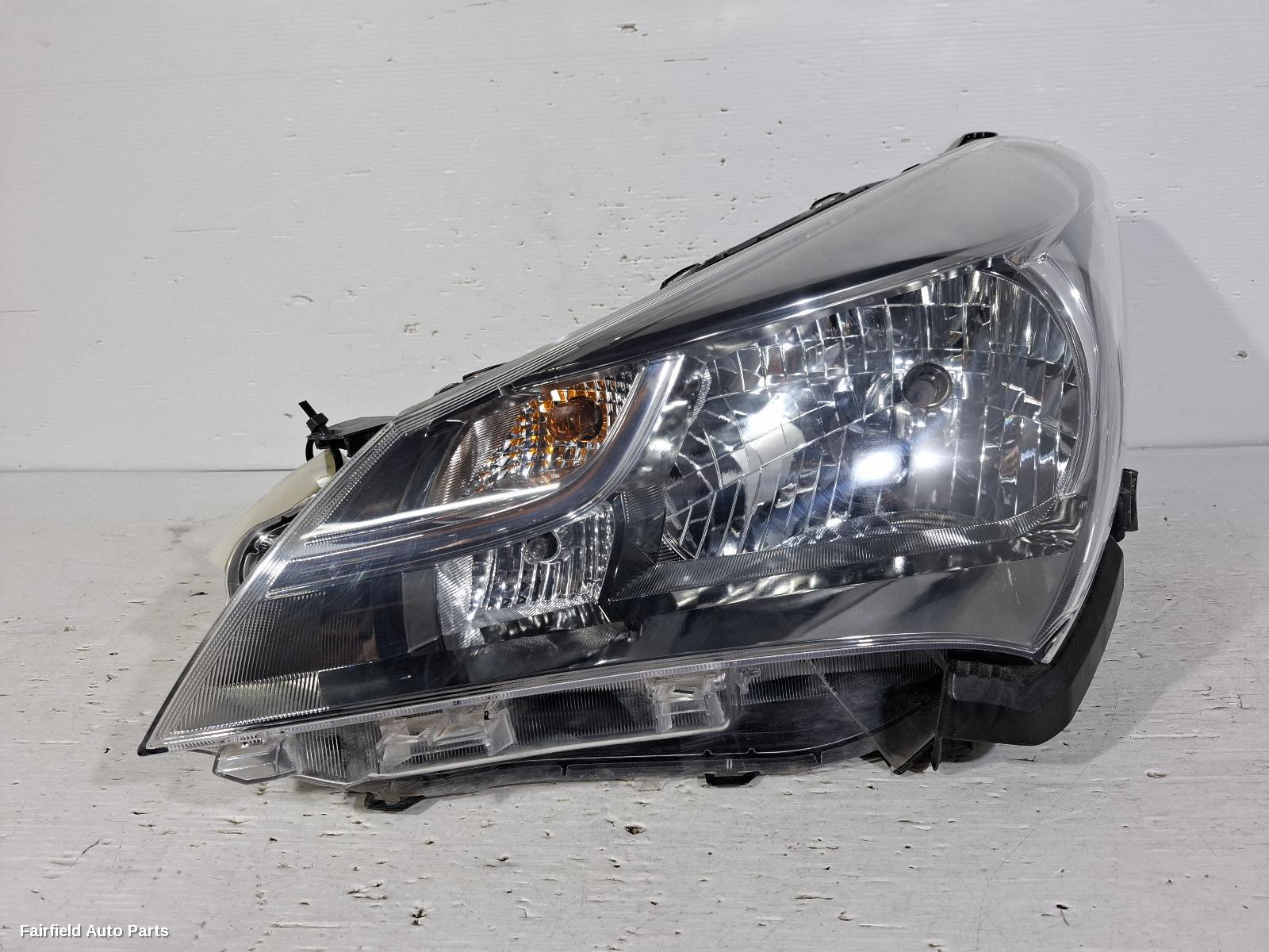 2014-2016 Toyota Yaris Left Headlamp