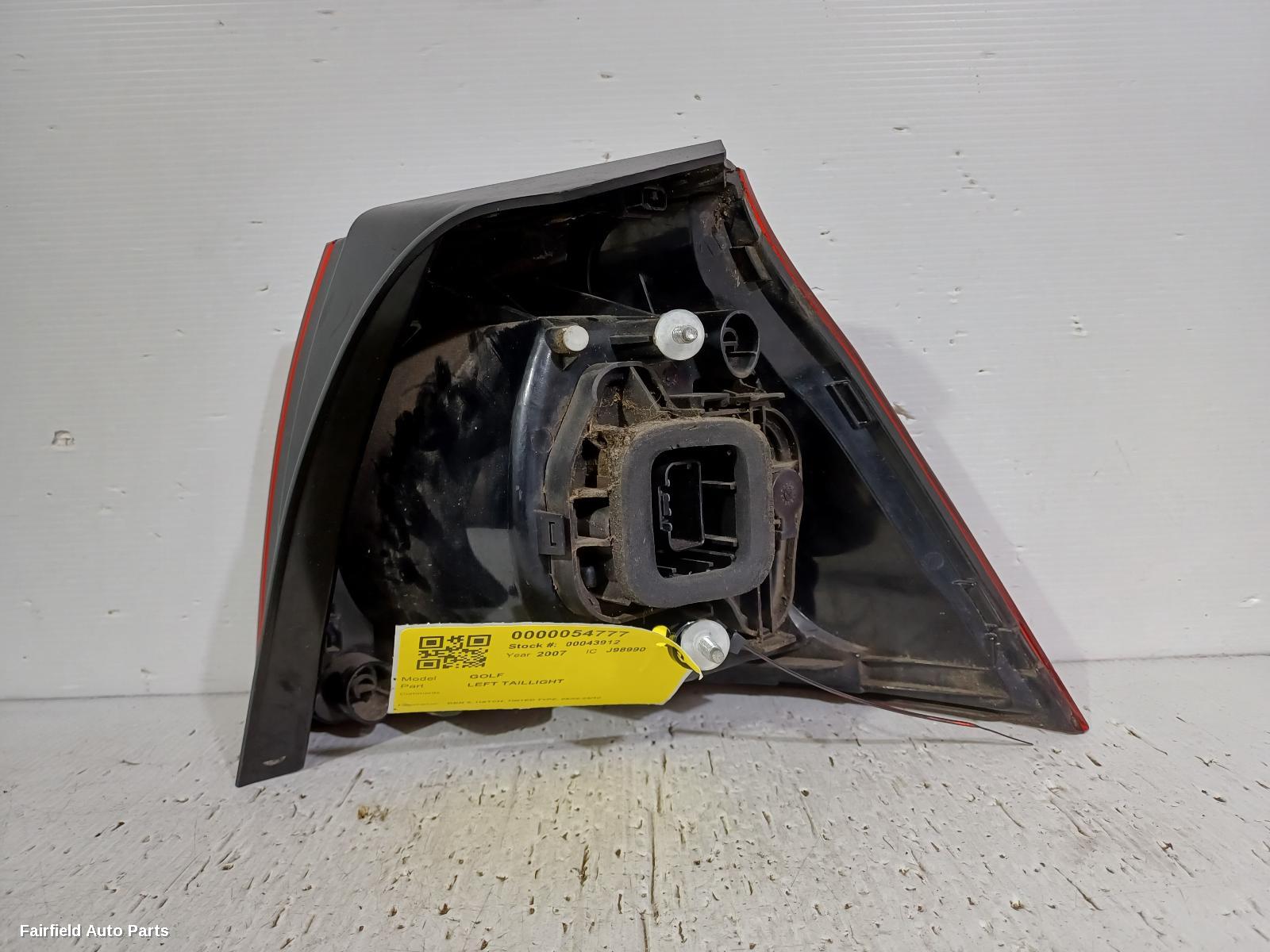 2007 Volkswagen Golf Left Taillight