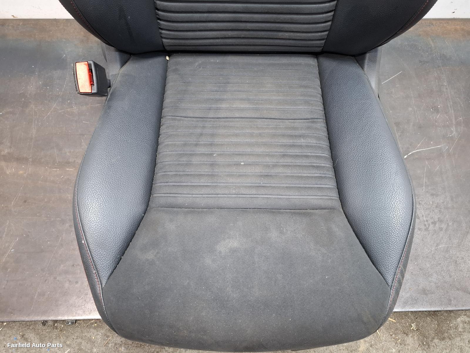 2012-2018 Mercedes A Class Front Seat