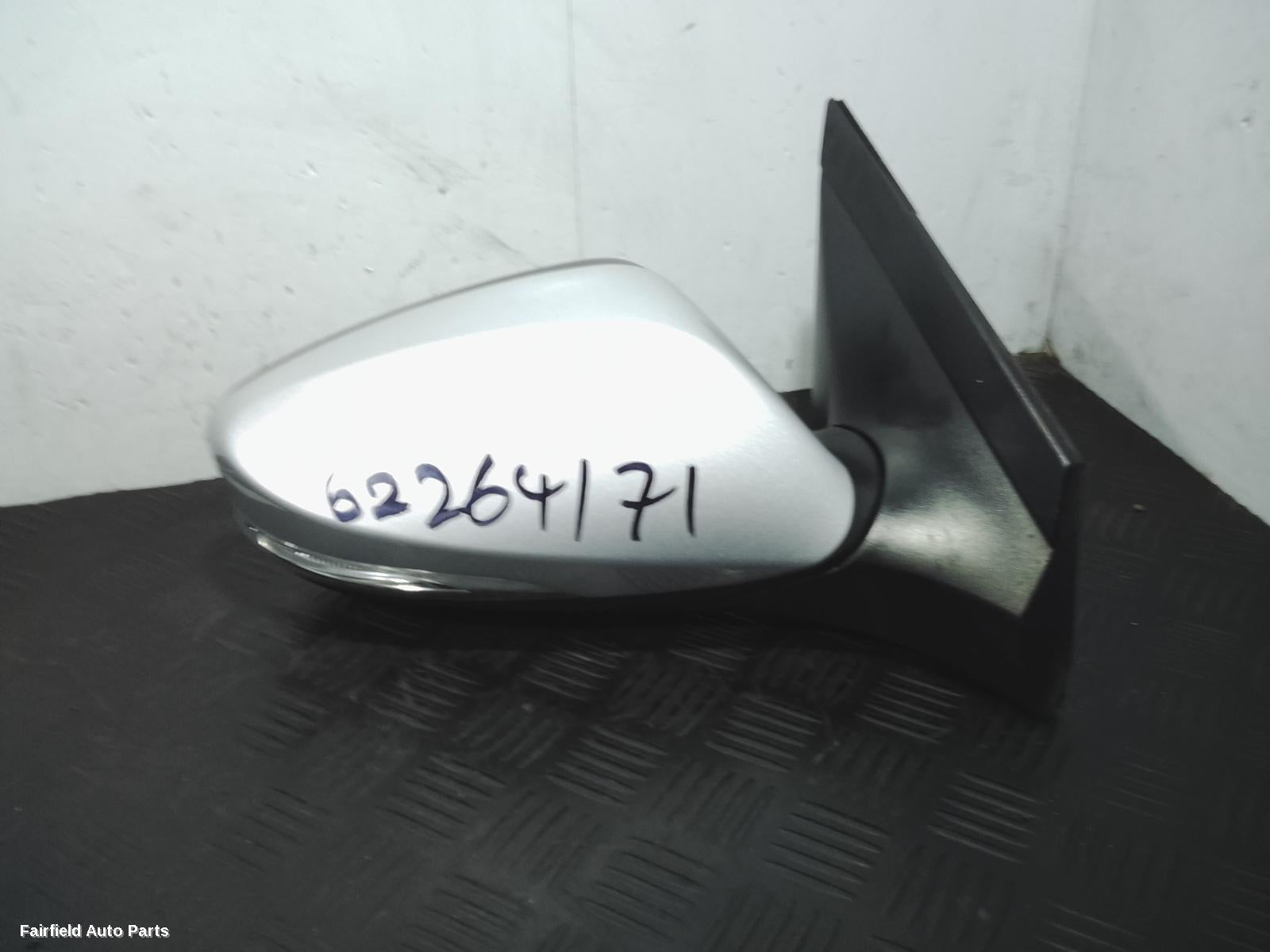 2011-2019 Hyundai Accent Right Door Mirror
