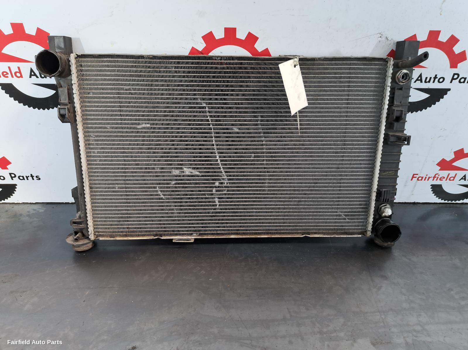 2004-2011 Mercedes Slk Radiator