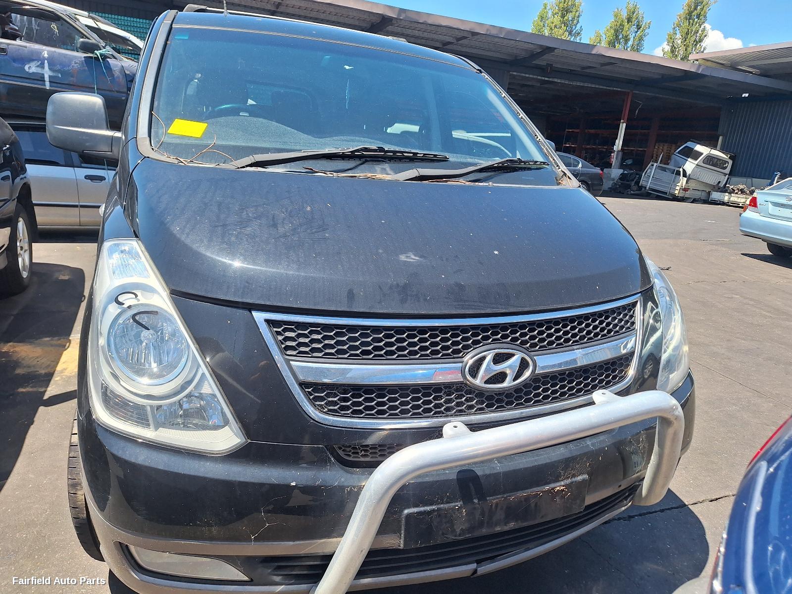 2007-2018 Hyundai Iload/imax Right Guard