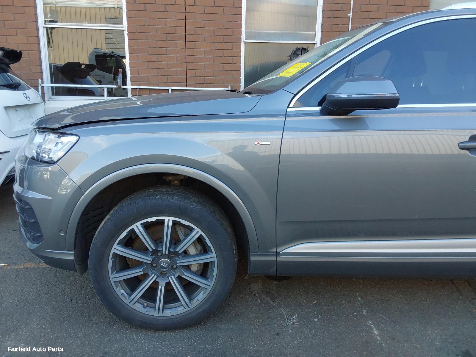 2015-2025 Audi Q7 Right Rear Door Window