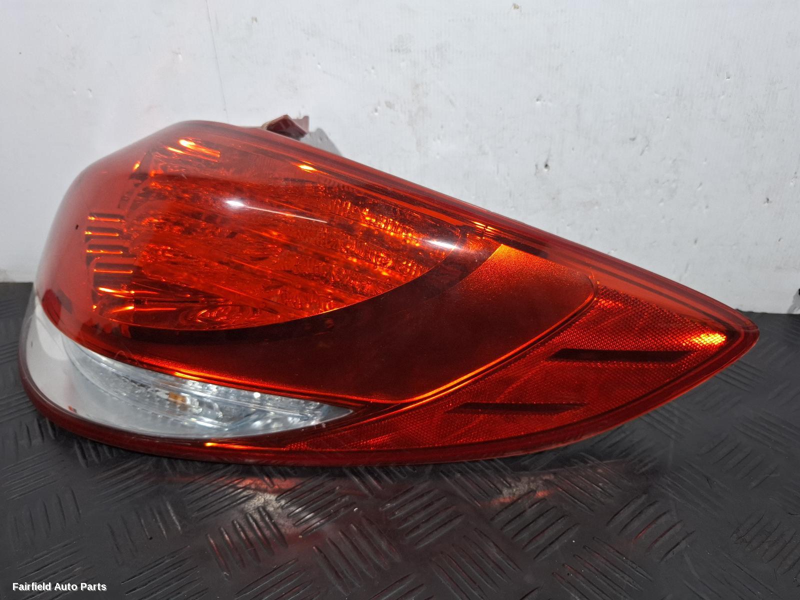 2011-2018 Hyundai Veloster Right Taillight