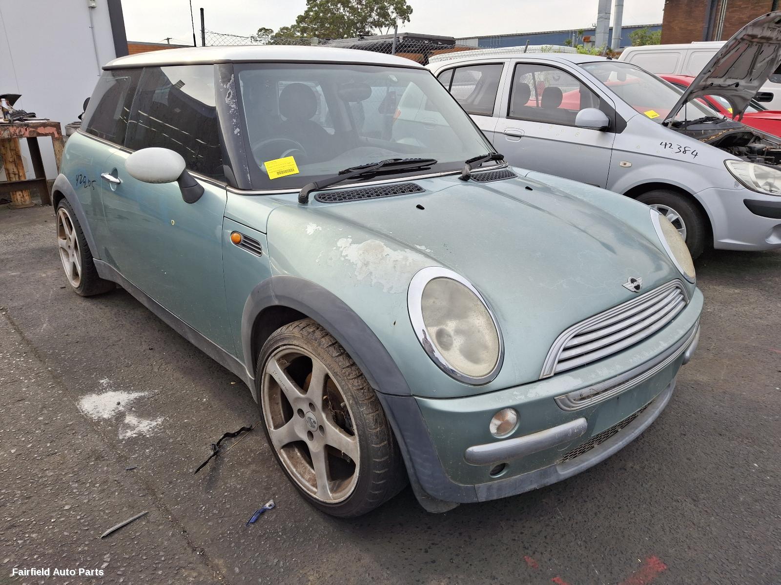 2002 Mini Cooper Grille