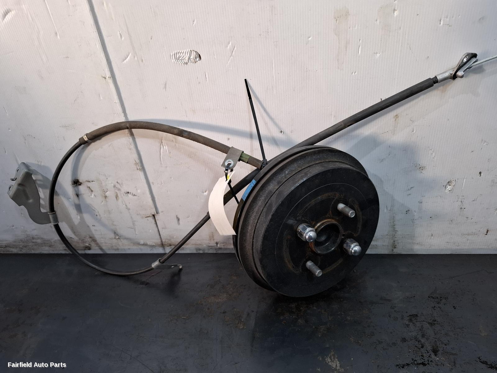 2017 Toyota Yaris Right Rear Hub Assembly