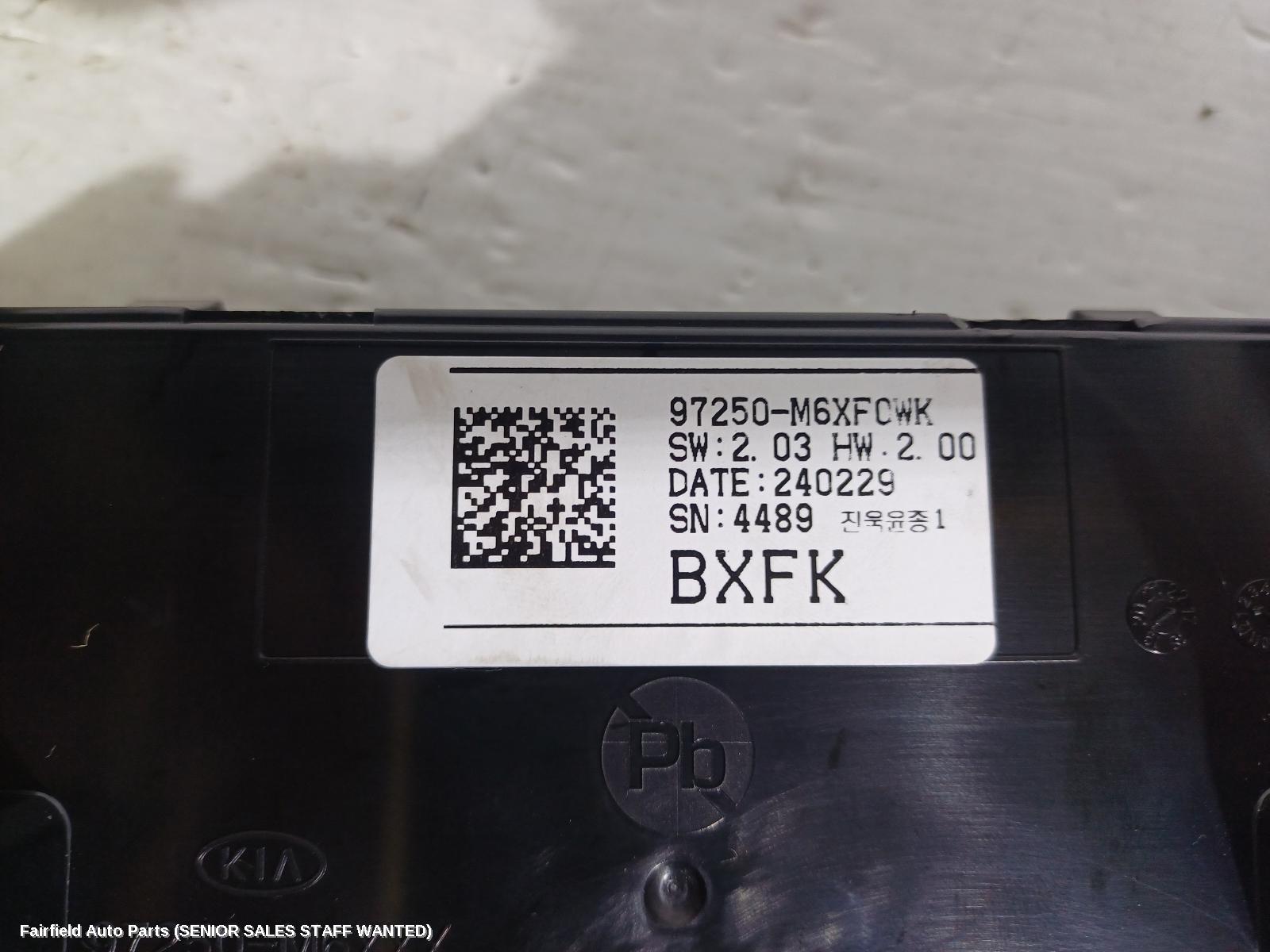 2024 Kia Cerato Heater Ac Controls