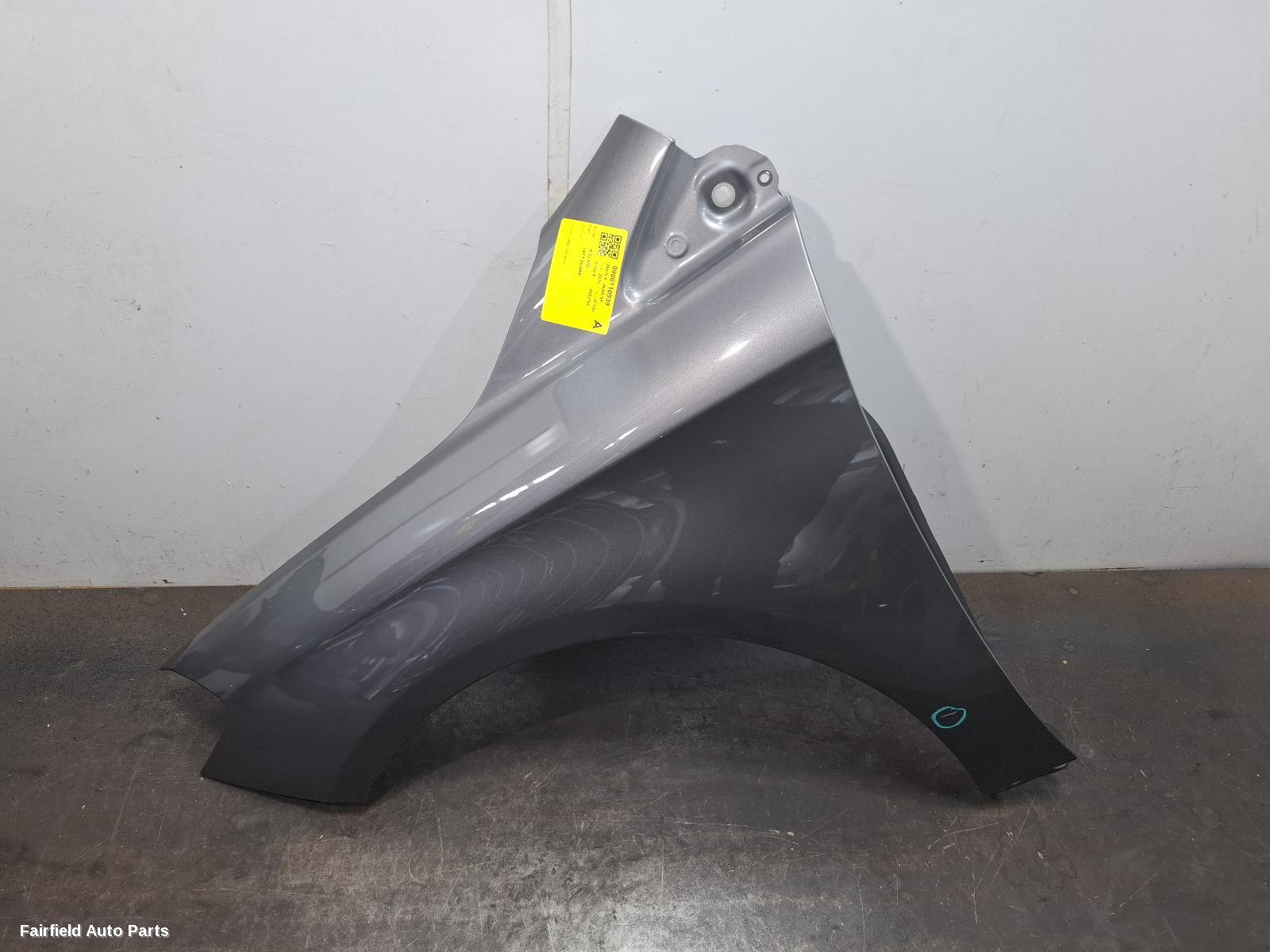2011-2019 Mercedes B Class Left Guard