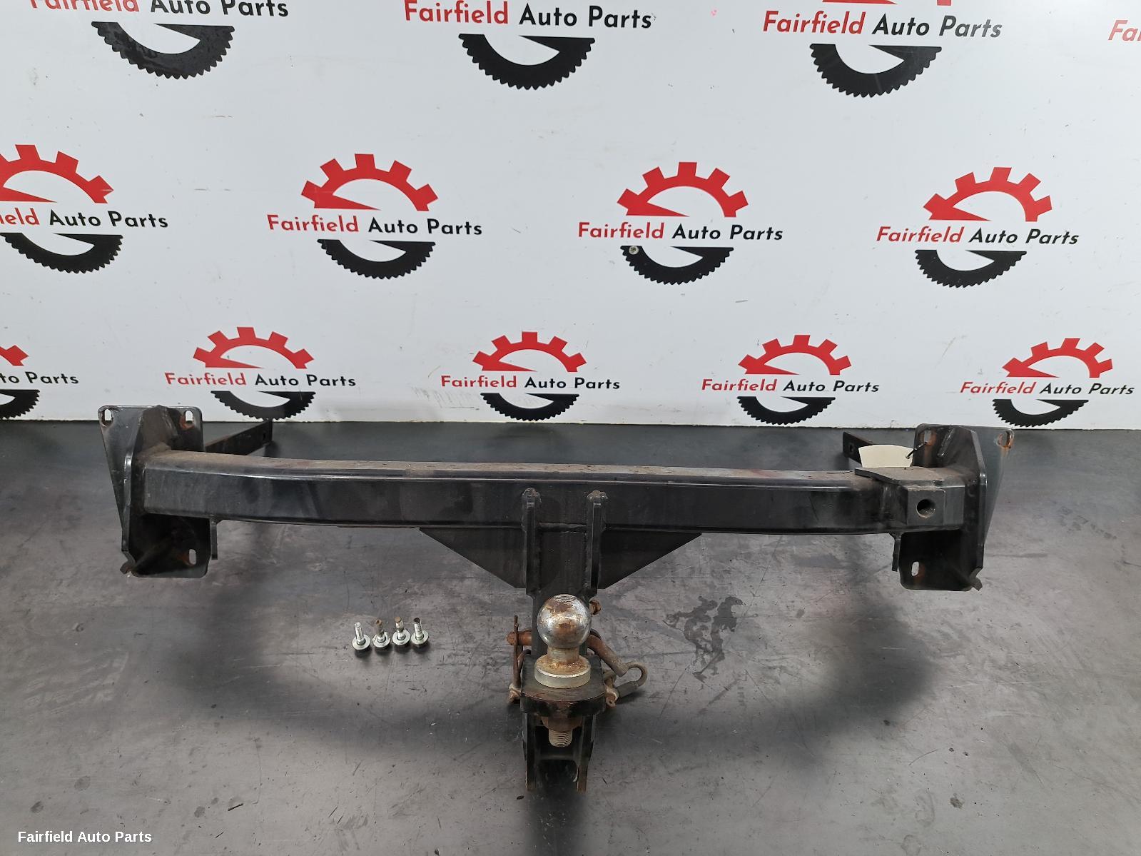 2009-2017 Suzuki Kizashi Towbar