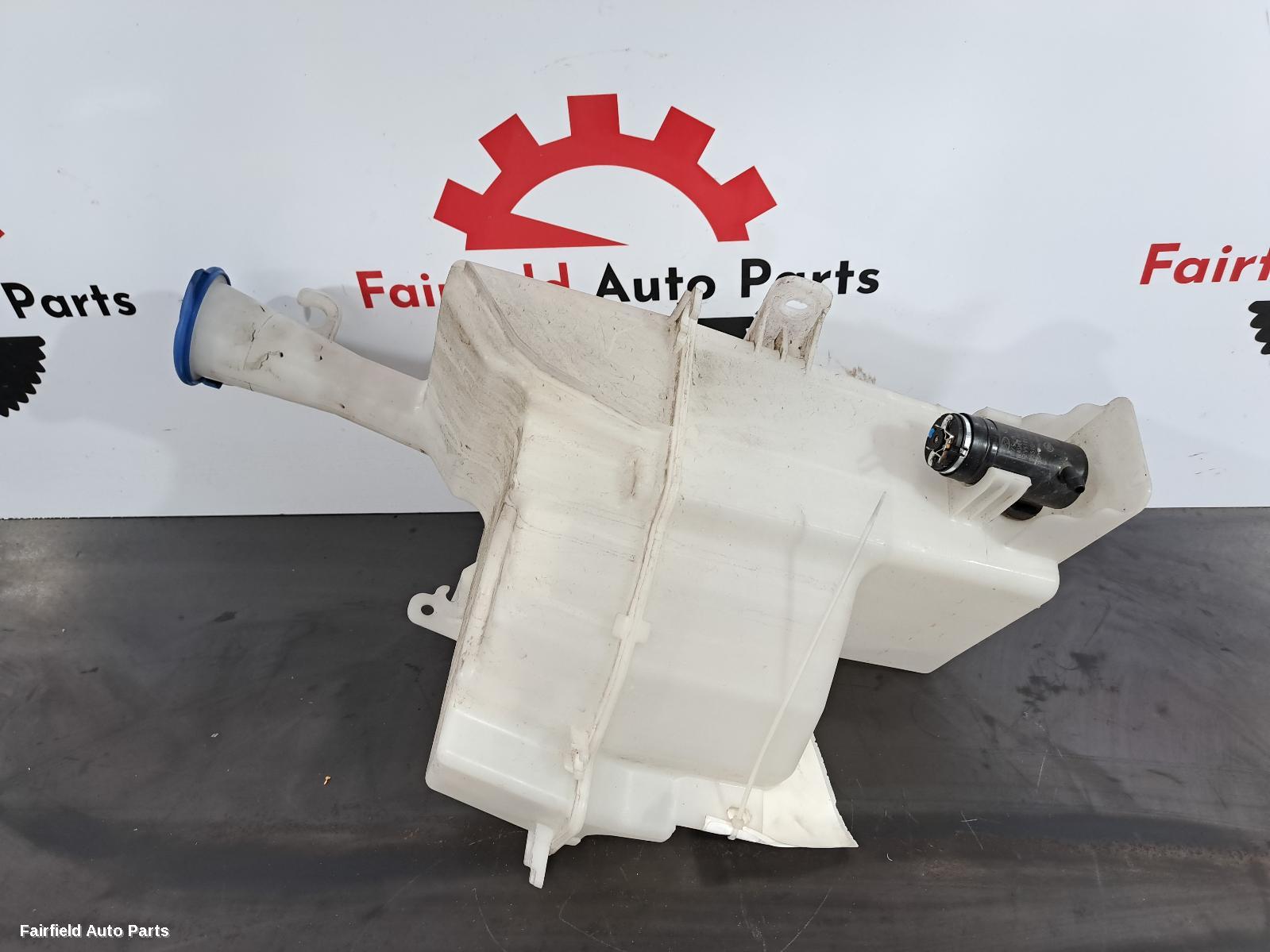 2015-2020 Hyundai Elantra Washer Bottle