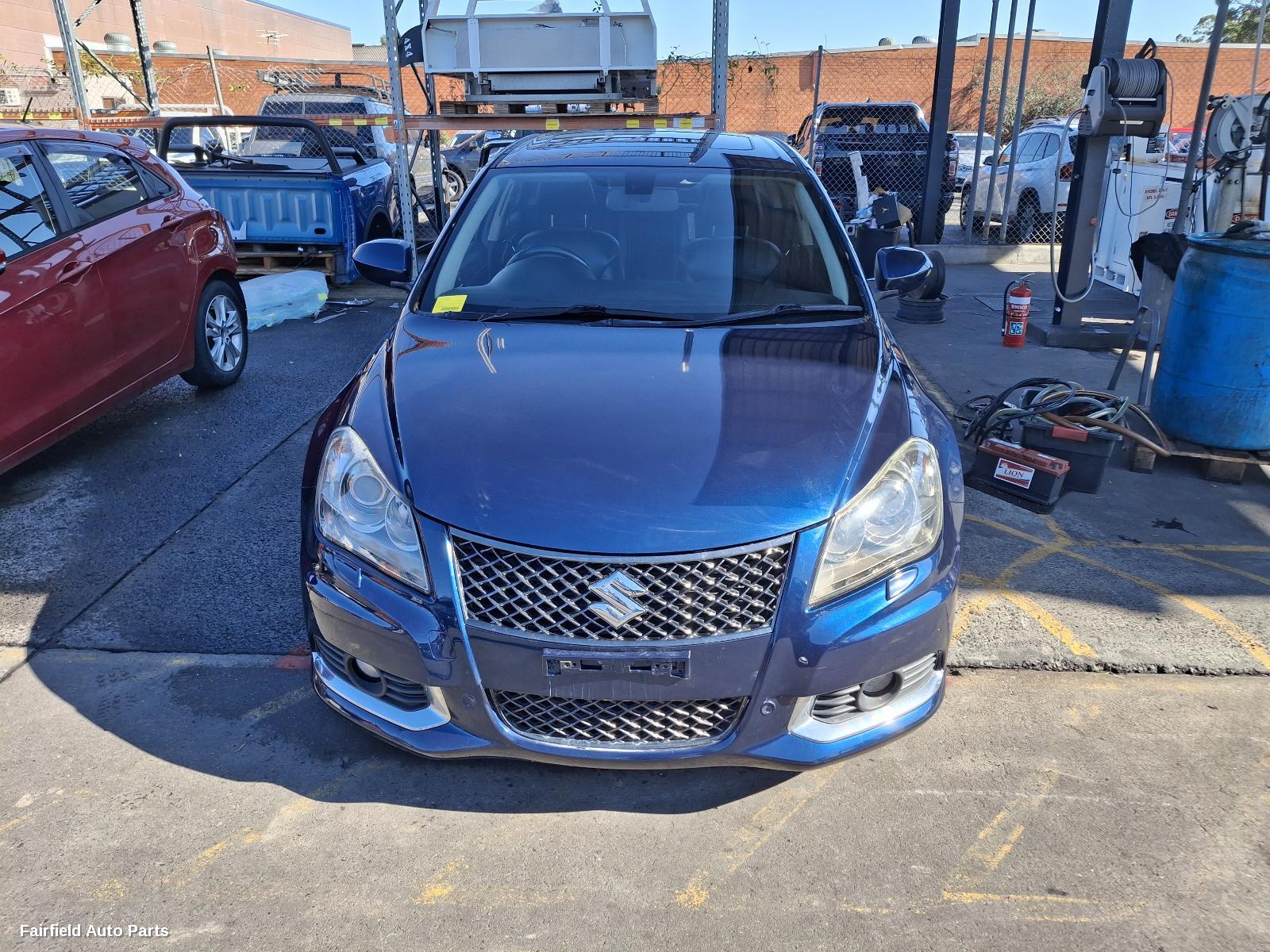 2010 Suzuki Kizashi Left Headlamp