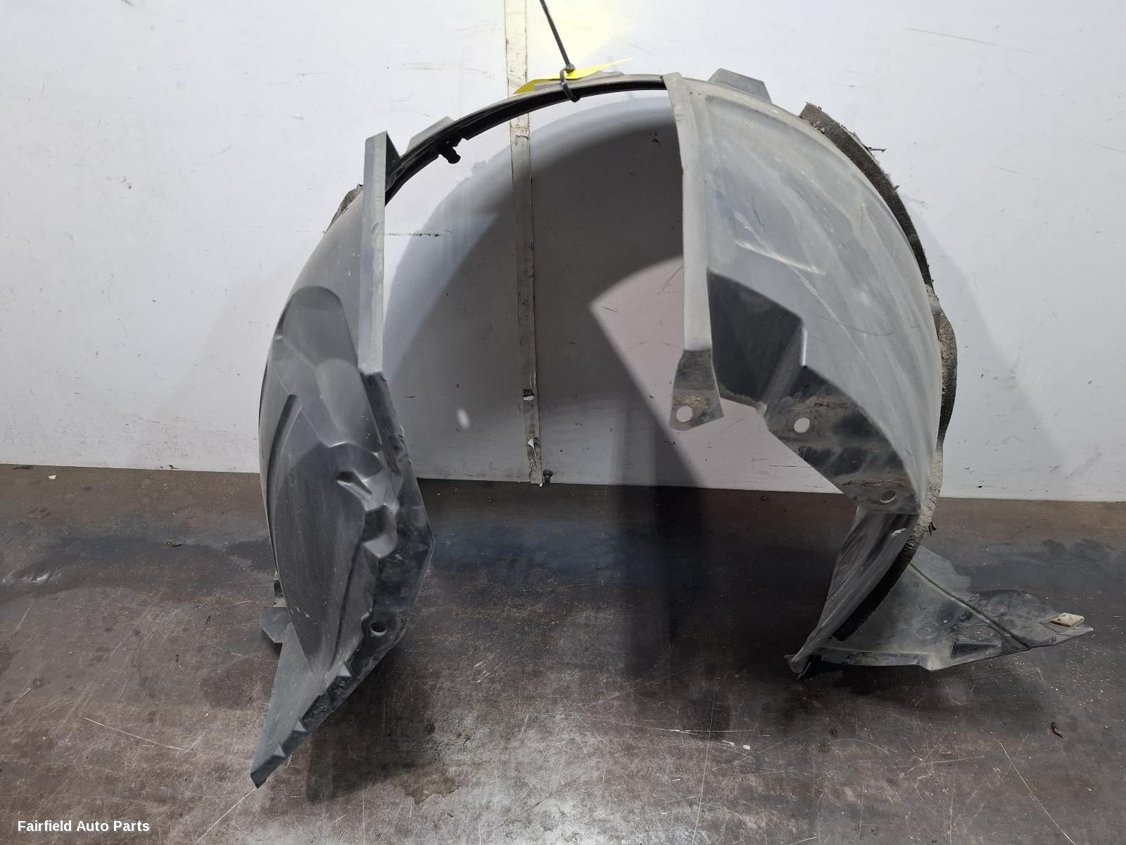 2010-2014 Nissan Dualis Left Guard Liner