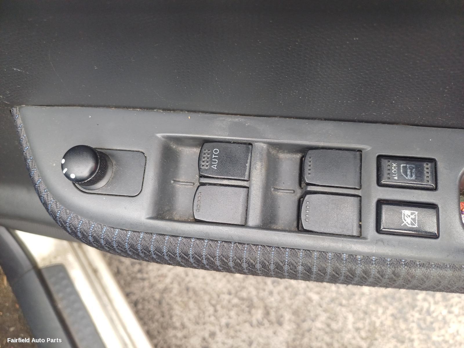 2010 Suzuki Swift Brake Booster