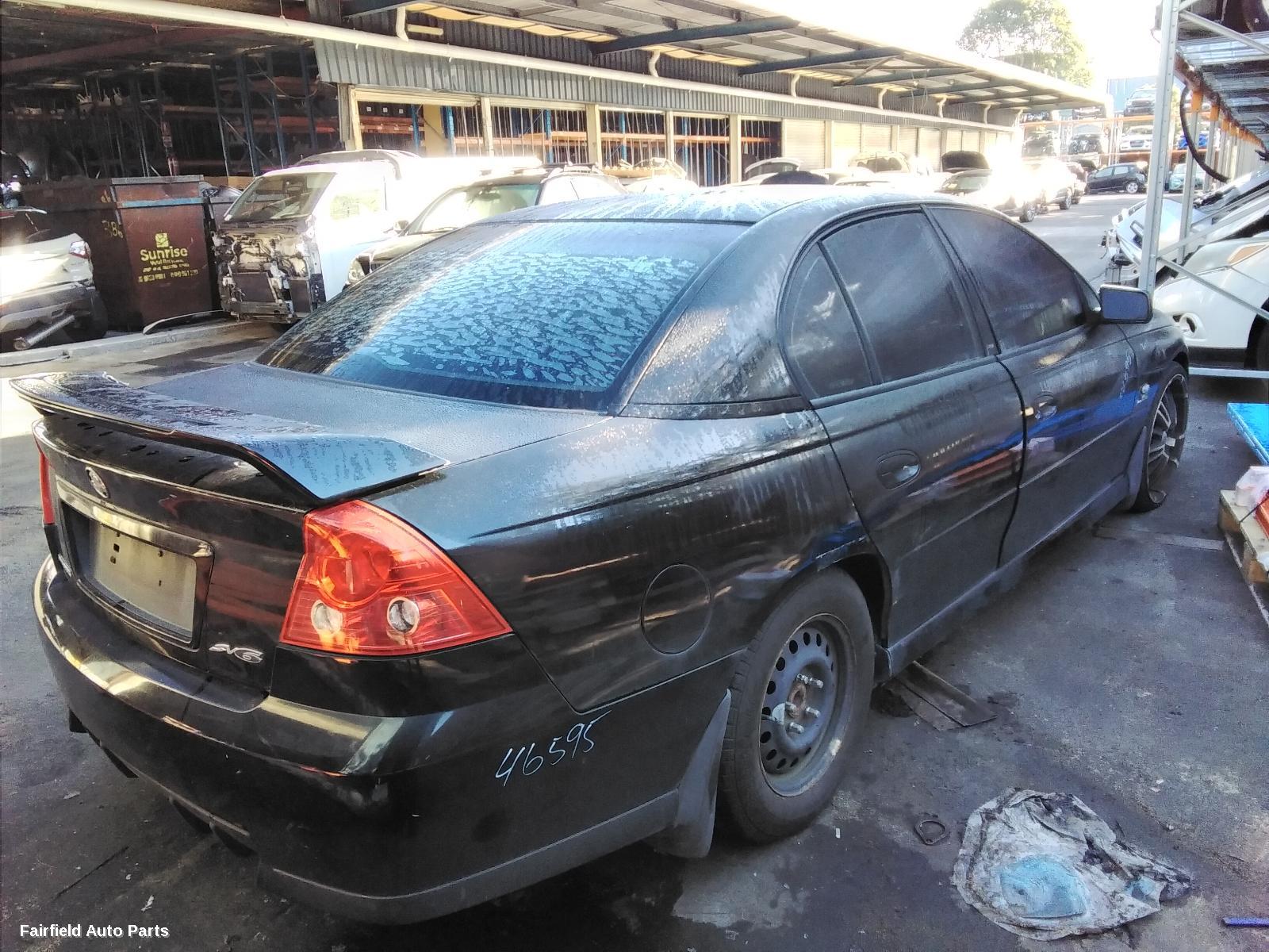2005 Holden Commodore Right Headlamp