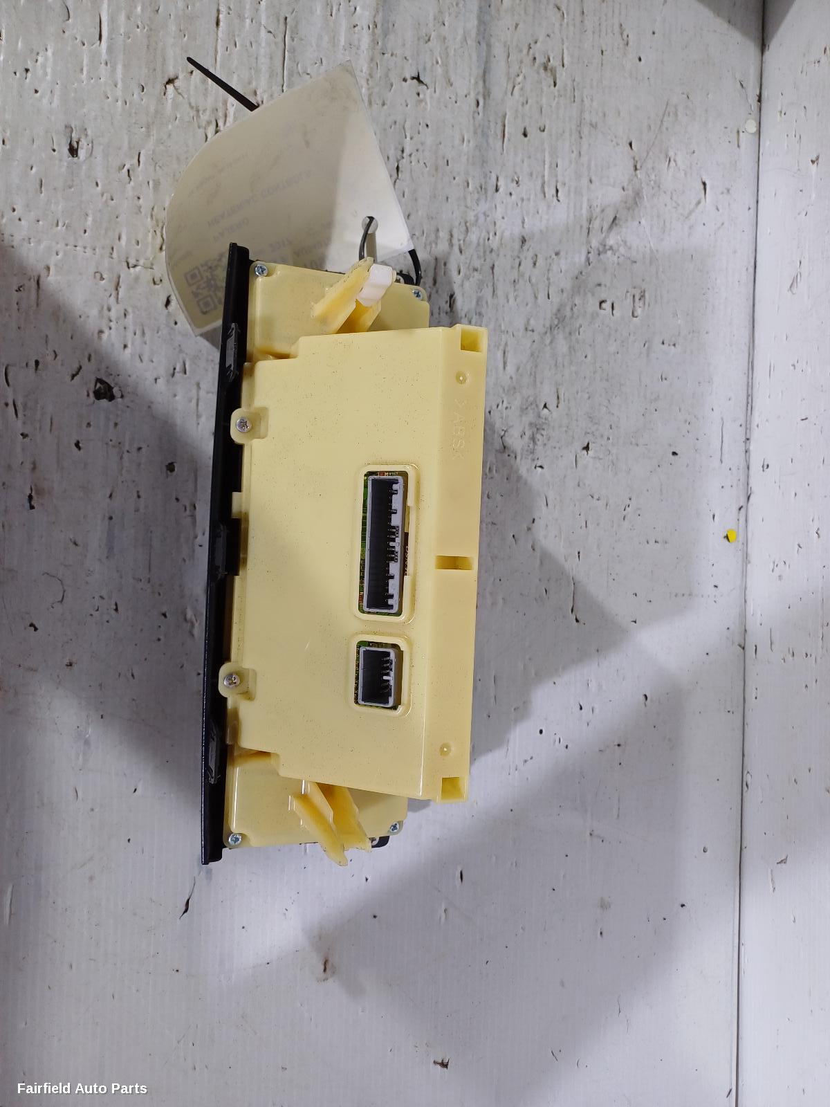2014-2021 Mitsubishi Pajero Heater Ac Controls