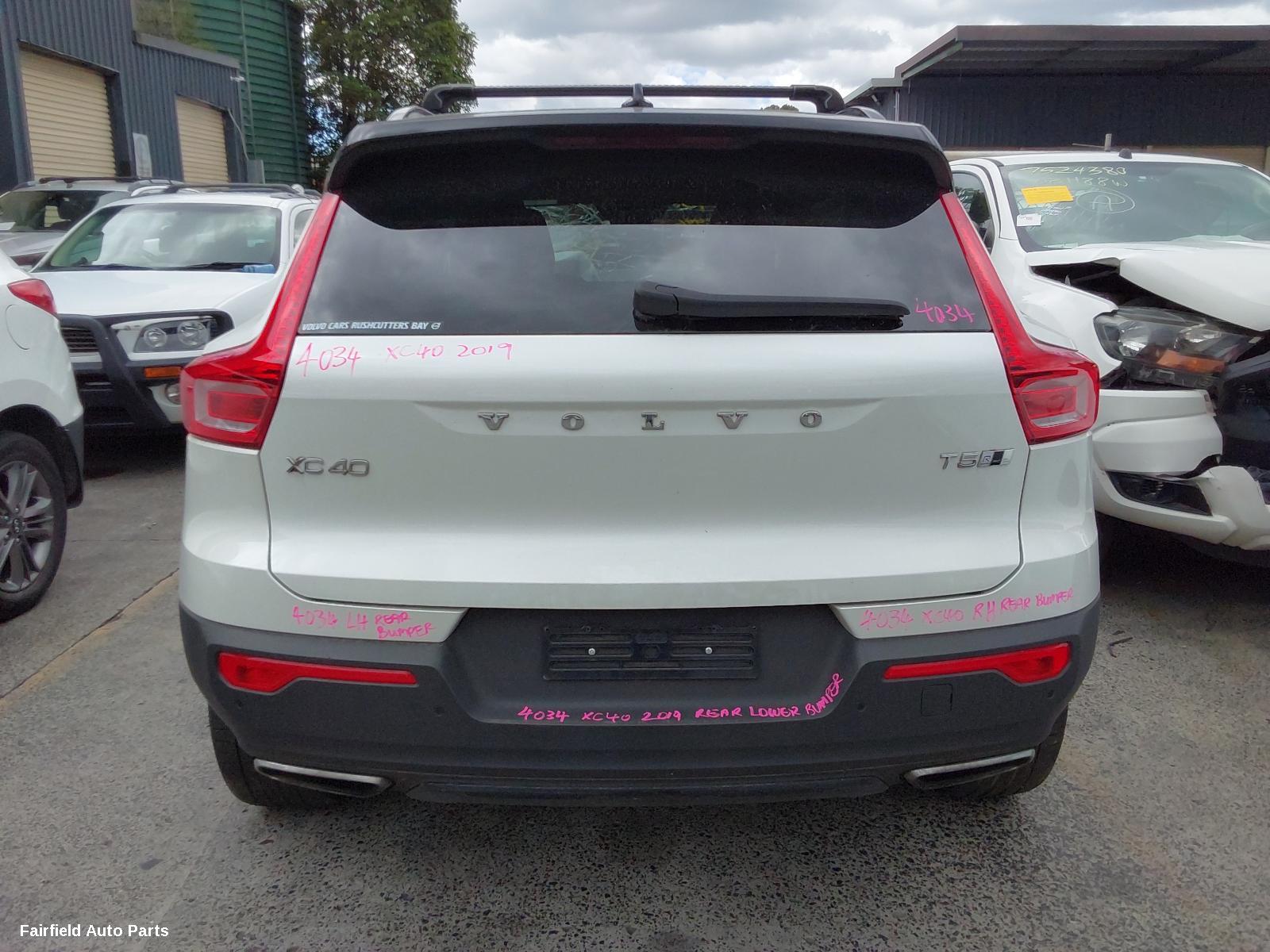 2019 Volvo Xc40 Fan