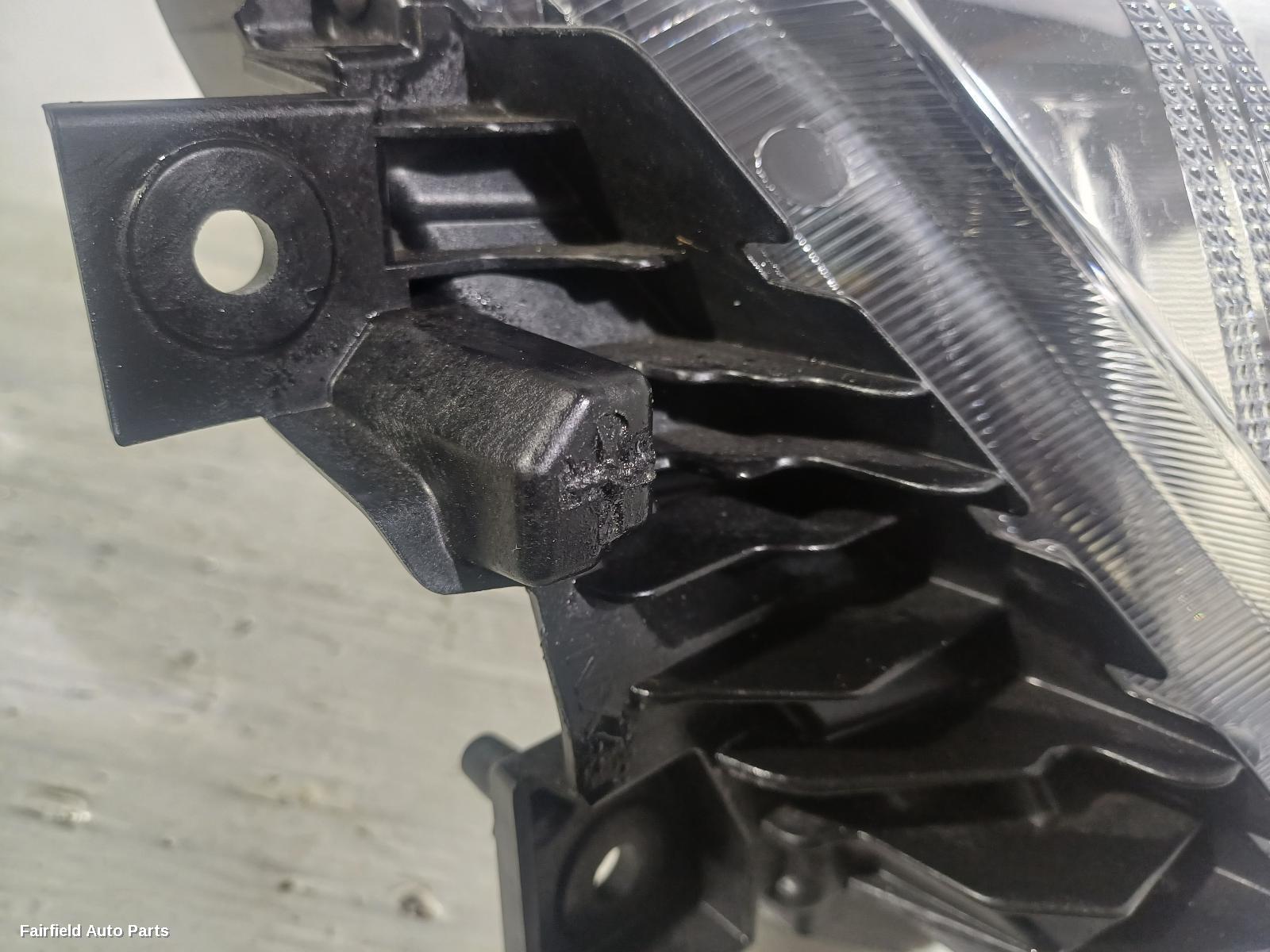 2021-2024 Hyundai Tucson Right Headlamp