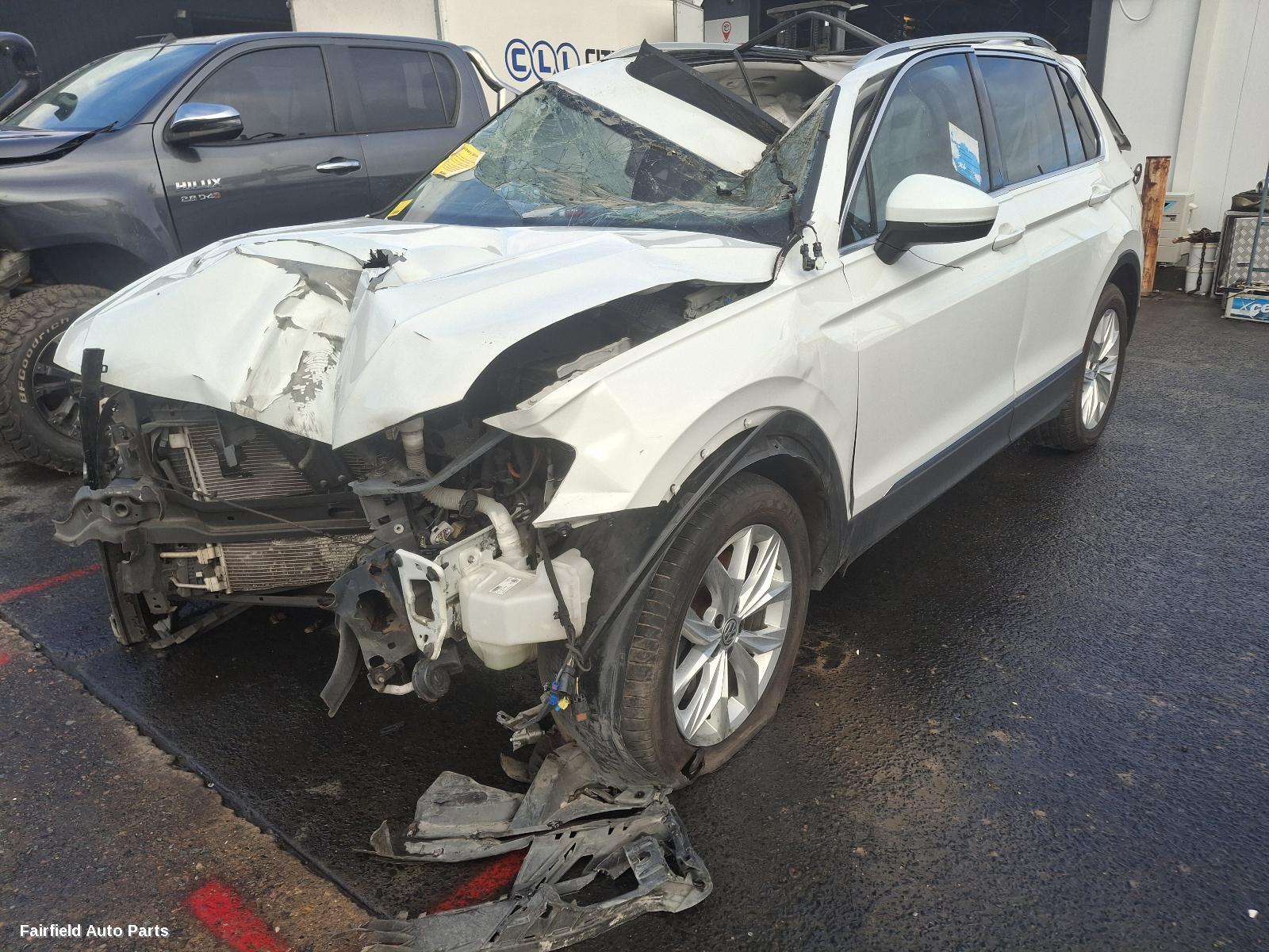 2018 Volkswagen Tiguan Rear Bumper