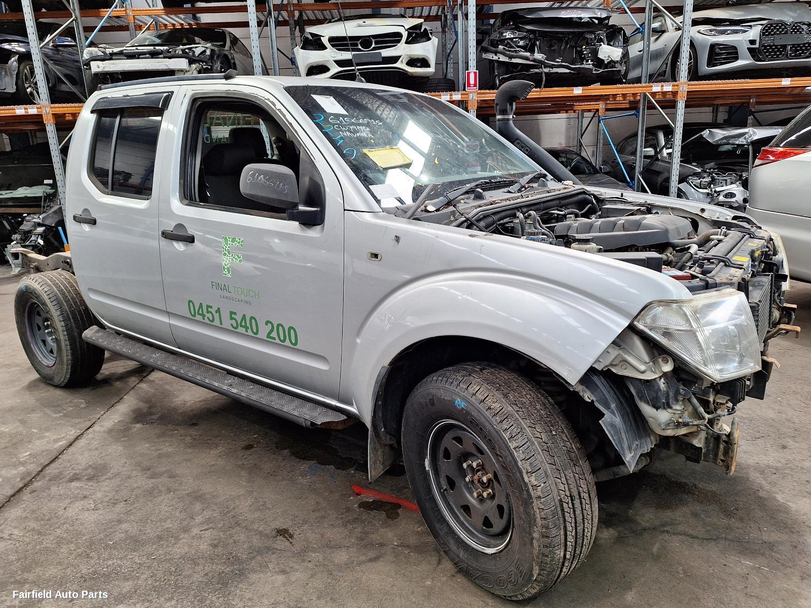 2005-2015 Nissan Navara Left Guard