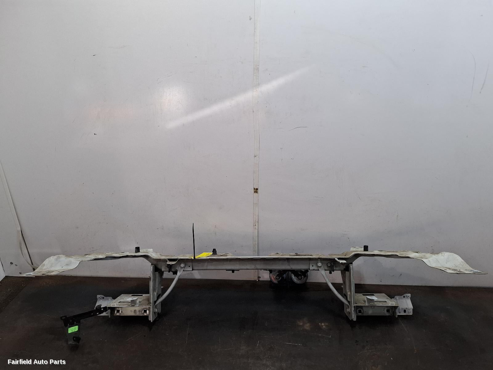 2015-2019 Land Rover Discovery Sport Radiator Support