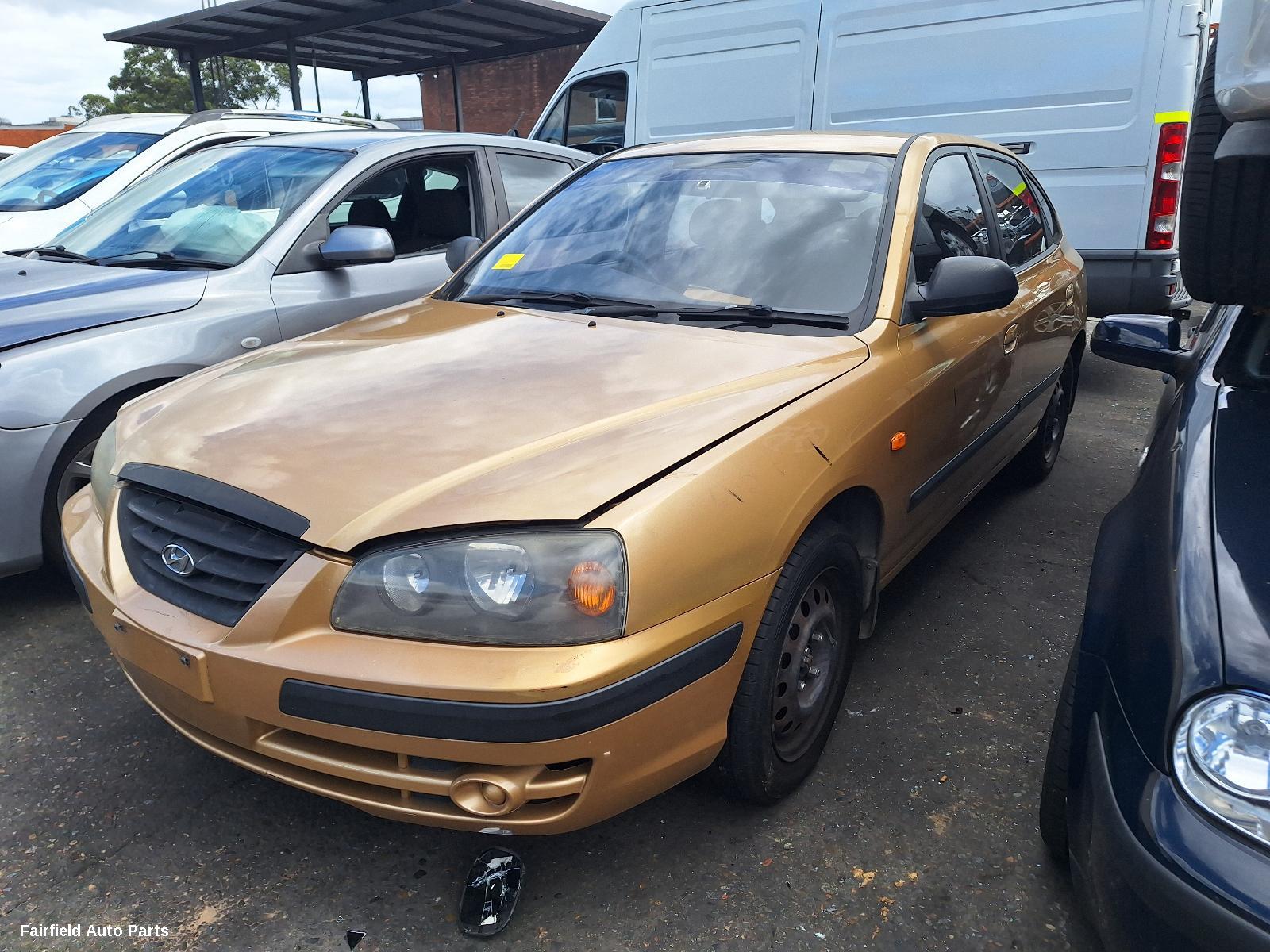 2003 Hyundai Elantra Right Rear Door Sliding