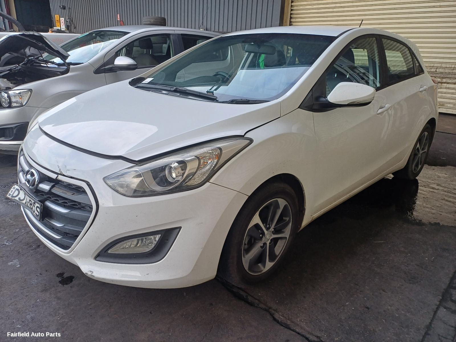 2016 Hyundai I30 Column