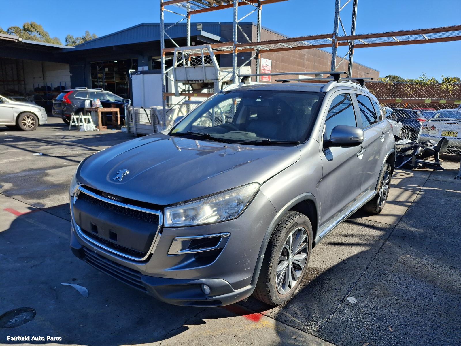 2014 Peugeot 4008 Left Guard