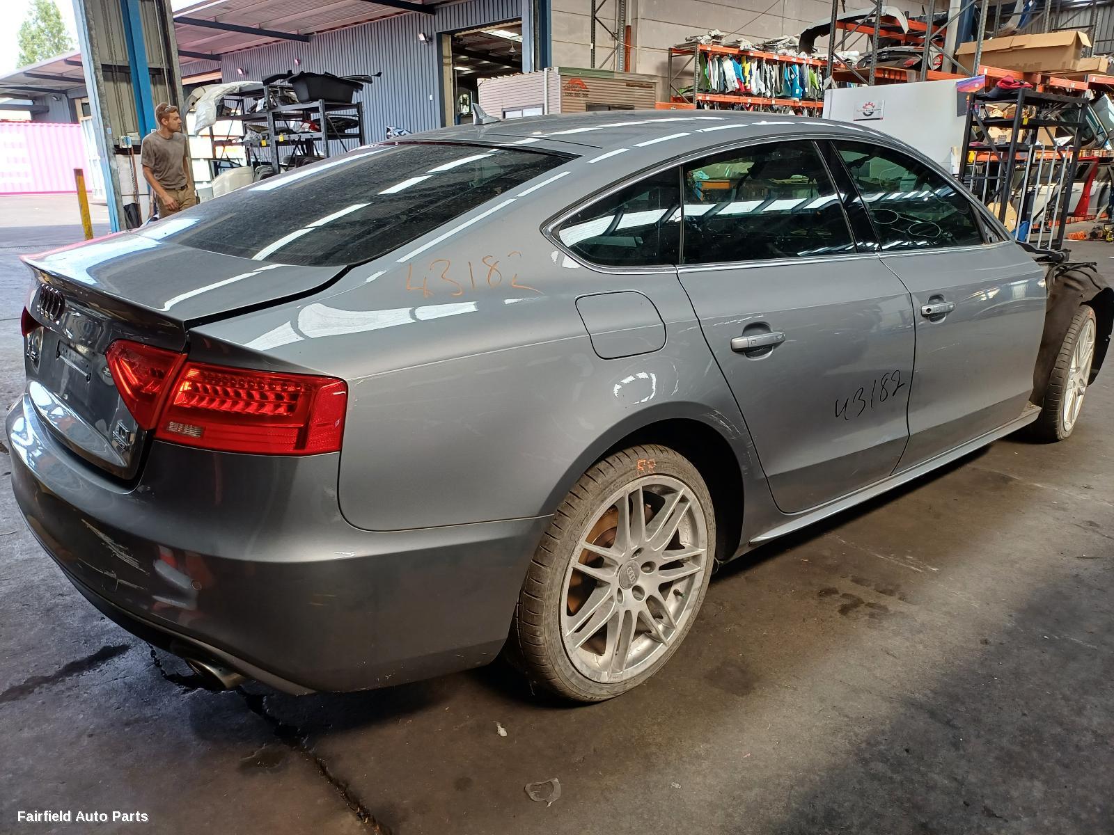 2015 Audi A5 Right Front Door