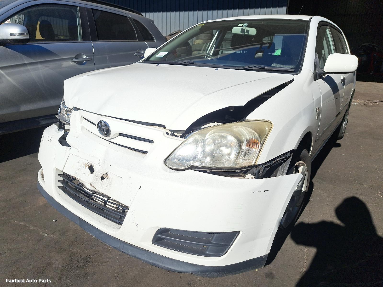 2004 Toyota Corolla Sunvisor