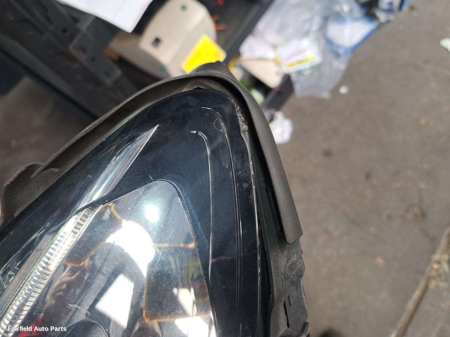 2014-2018 Mercedes C Class Left Headlamp