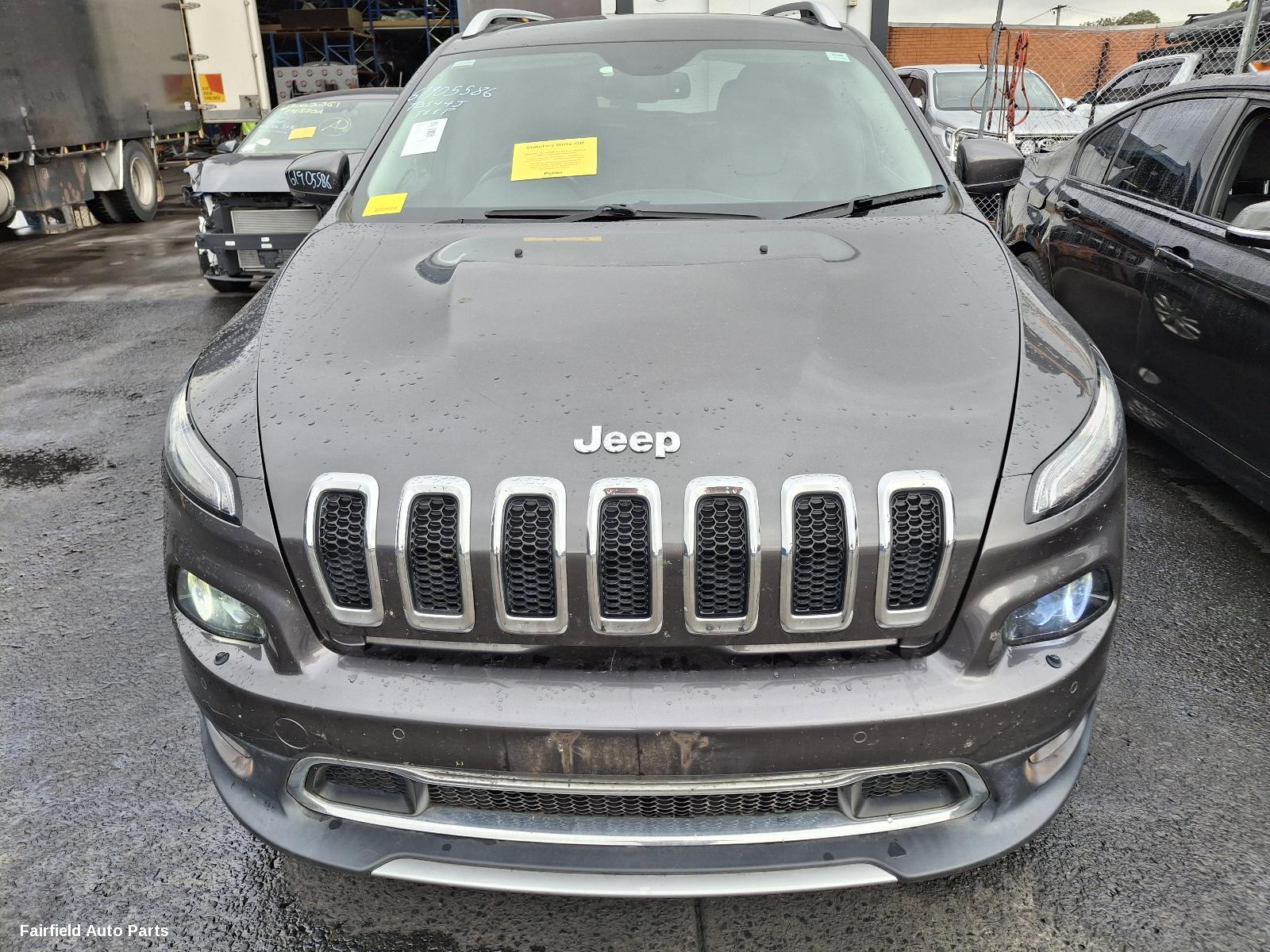 2015 Jeep Cherokee Left Guard Liner