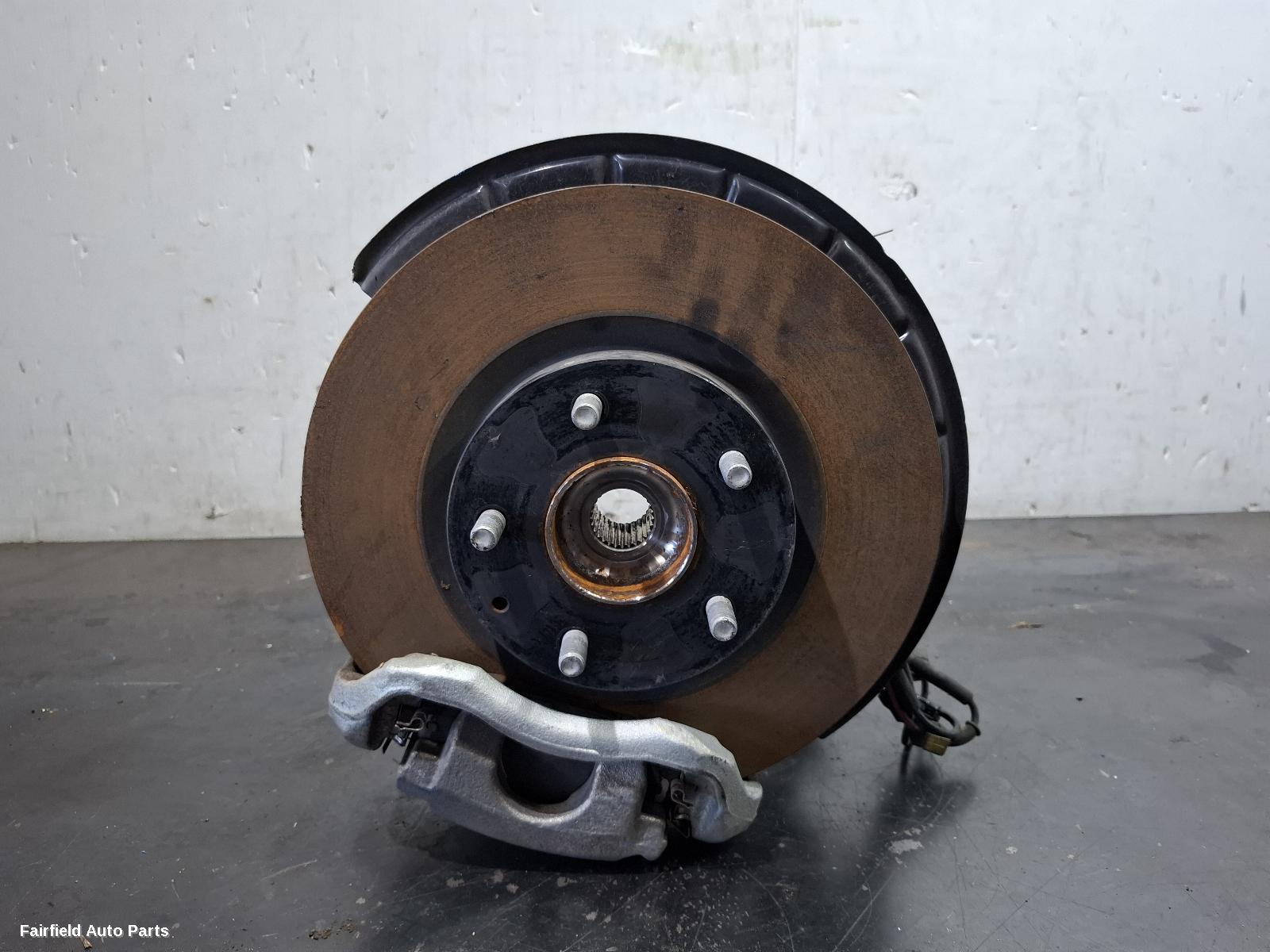 2019-2026 Mazda Cx30 Right Front Hub Assembly