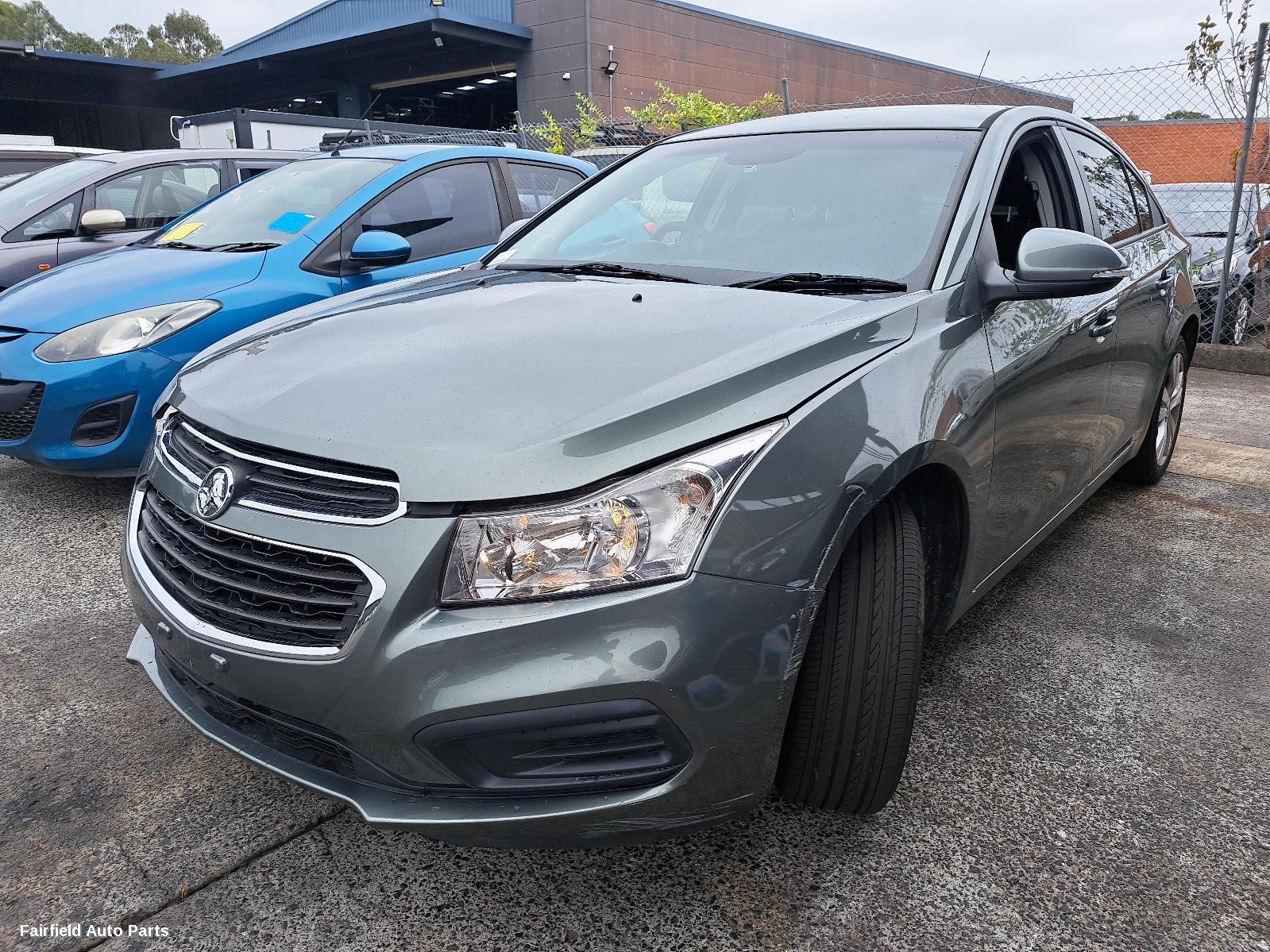 2015 Holden Cruze Right Front Door