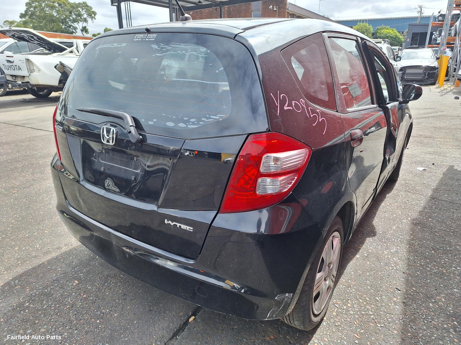 2010 Honda Jazz Right Guard