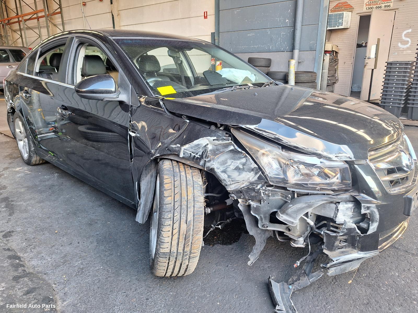 2010 Holden Cruze Left Front Door