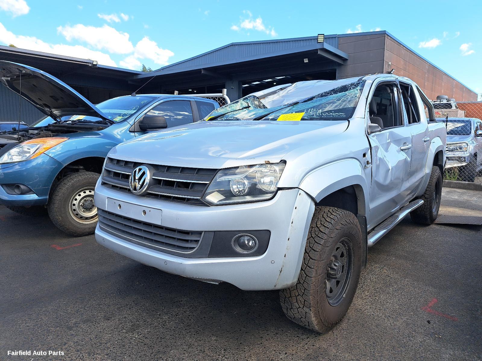 2010-2022 Volkswagen Amarok Right Front Window Reg Motor